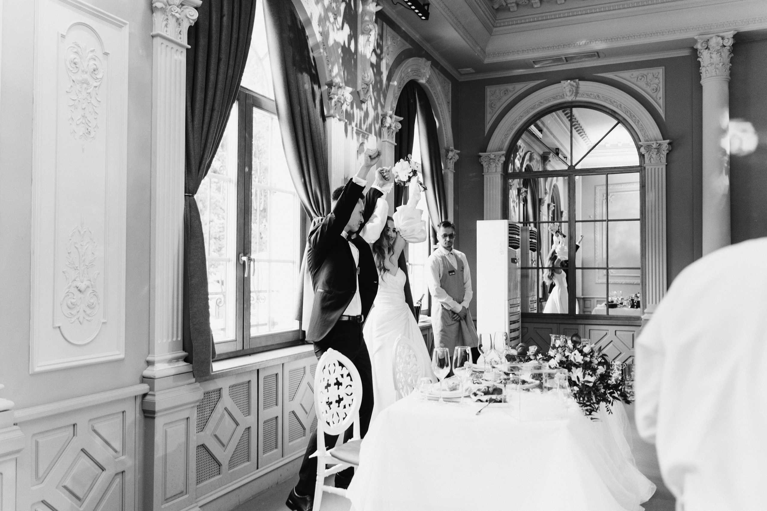 Современная свадьба с винтажным шлейфом в Санкт-Петербурге. Фотограф в Мурманске, Североморске и Санкт-Петербурге Валерия Козлова