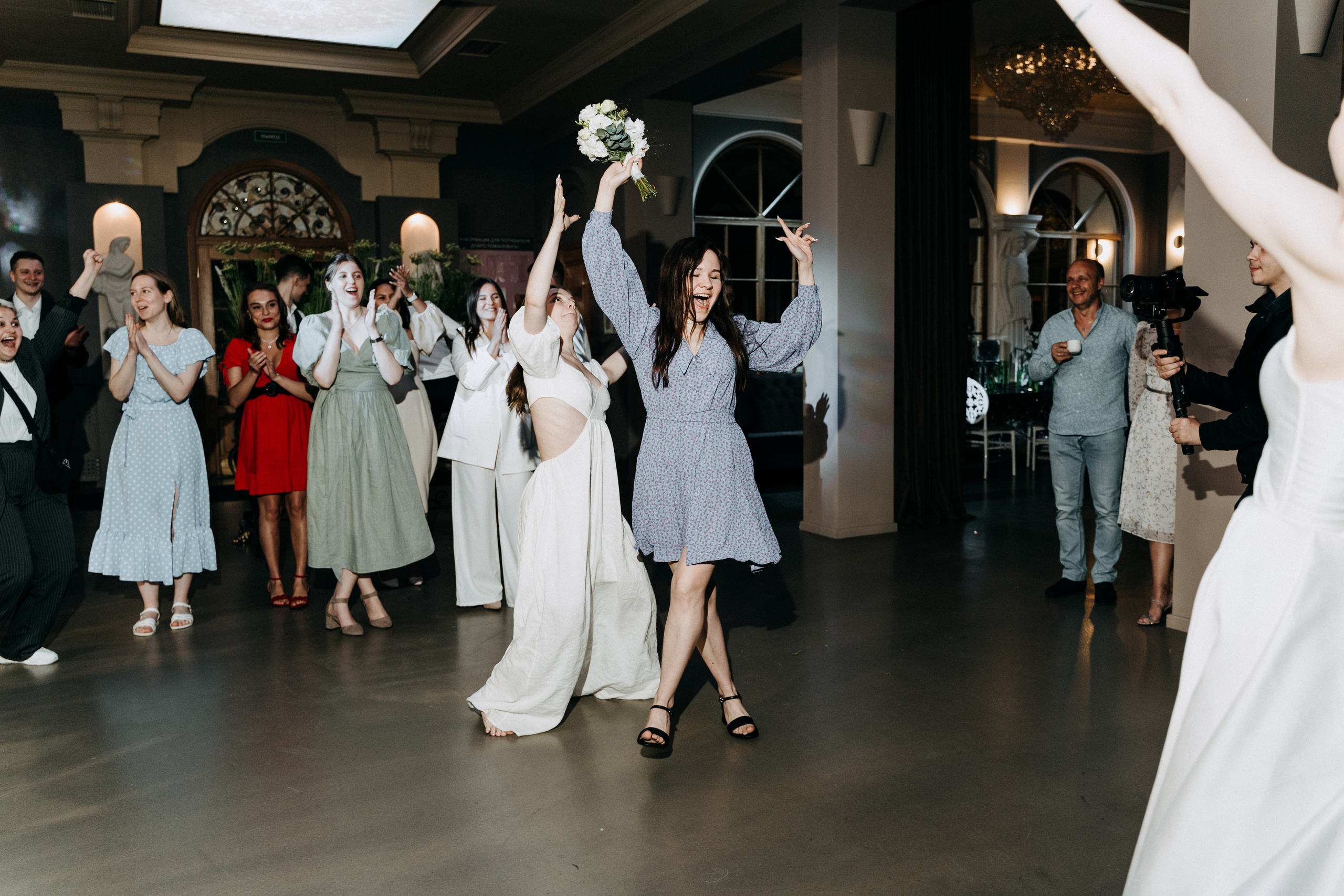 Современная свадьба с винтажным шлейфом в Санкт-Петербурге. Фотограф в Мурманске, Североморске и Санкт-Петербурге Валерия Козлова