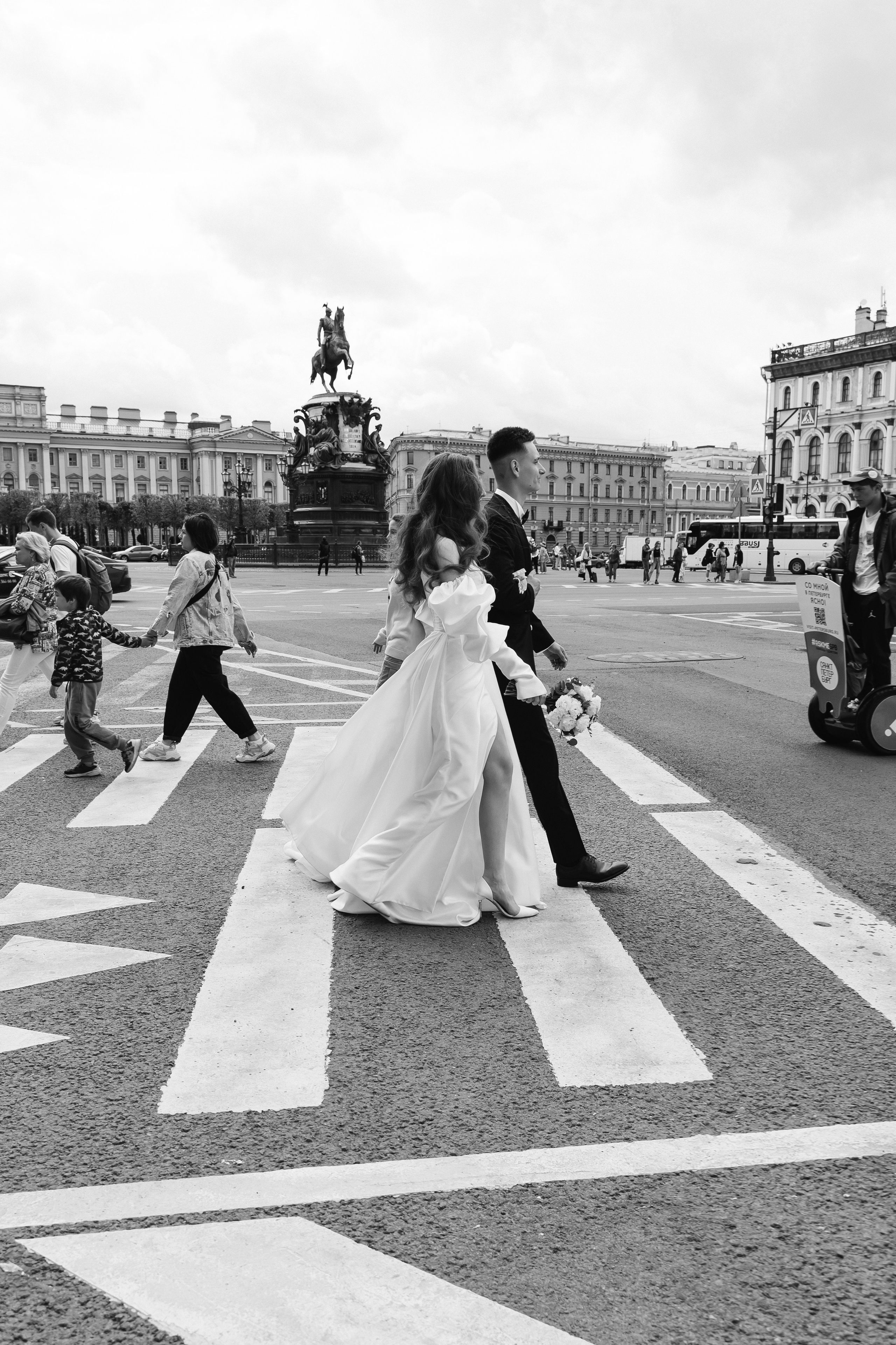 Современная свадьба с винтажным шлейфом в Санкт-Петербурге. Фотограф в Мурманске, Североморске и Санкт-Петербурге Валерия Козлова