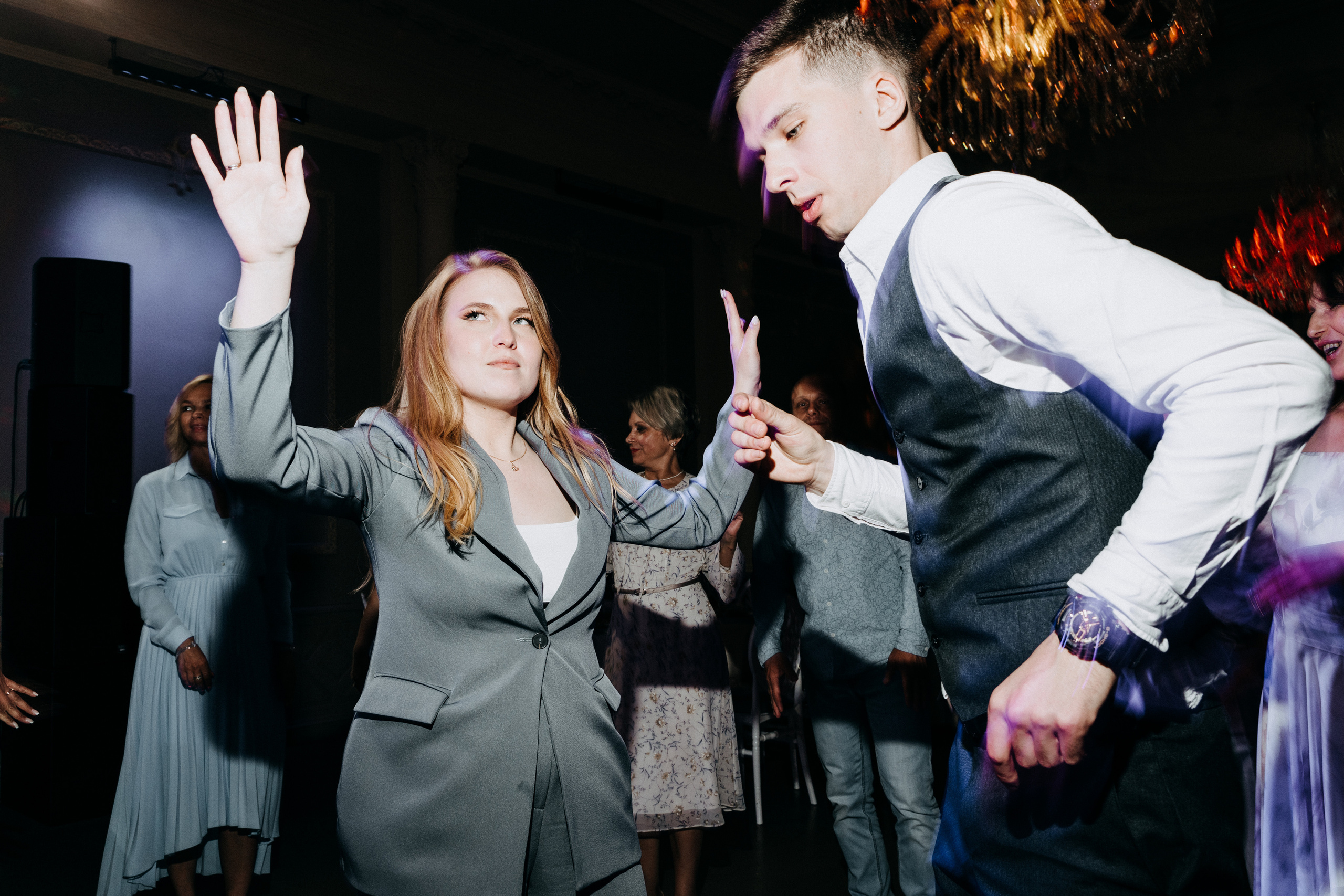 Современная свадьба с винтажным шлейфом в Санкт-Петербурге. Фотограф в Мурманске, Североморске и Санкт-Петербурге Валерия Козлова