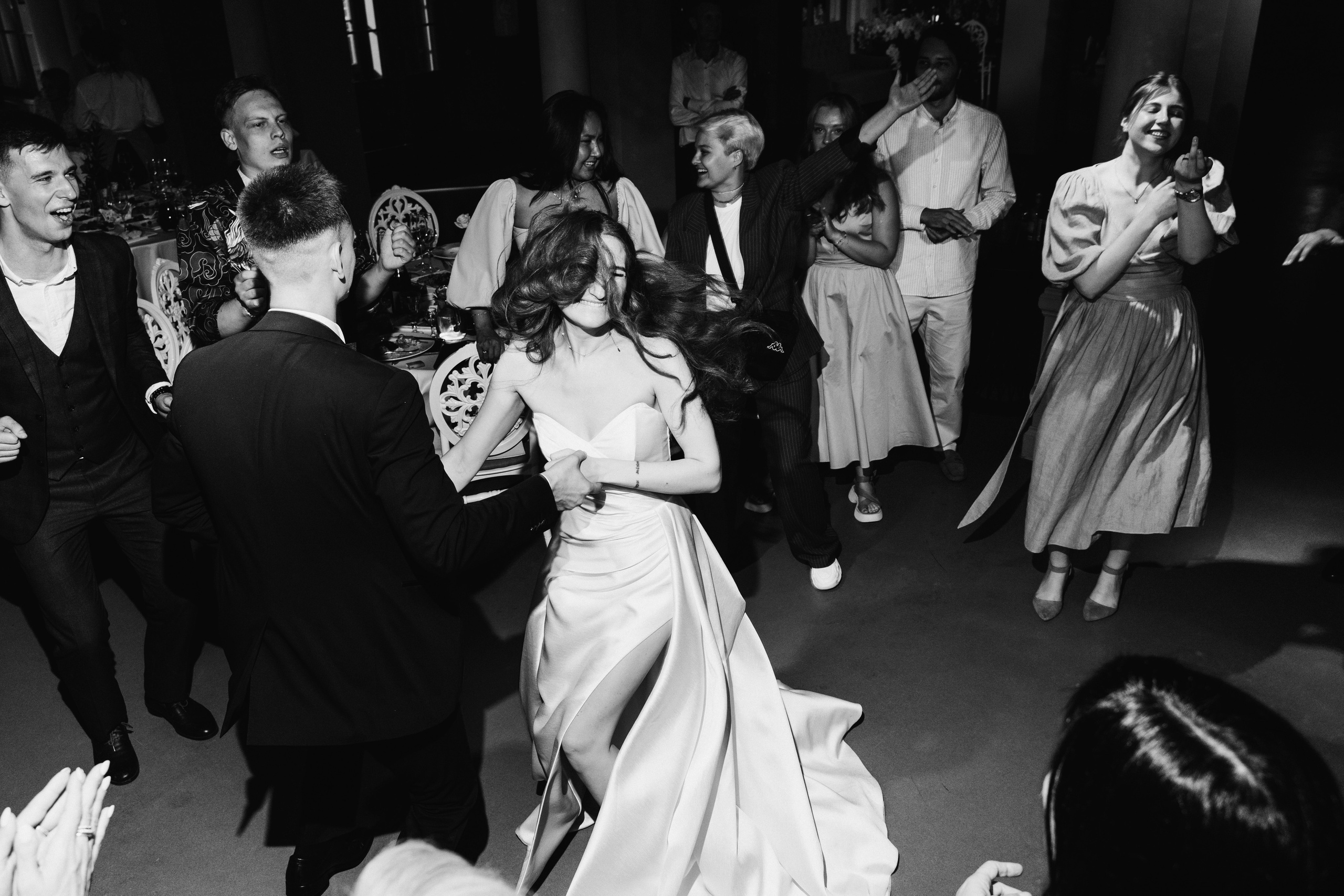 Современная свадьба с винтажным шлейфом в Санкт-Петербурге. Фотограф в Мурманске, Североморске и Санкт-Петербурге Валерия Козлова