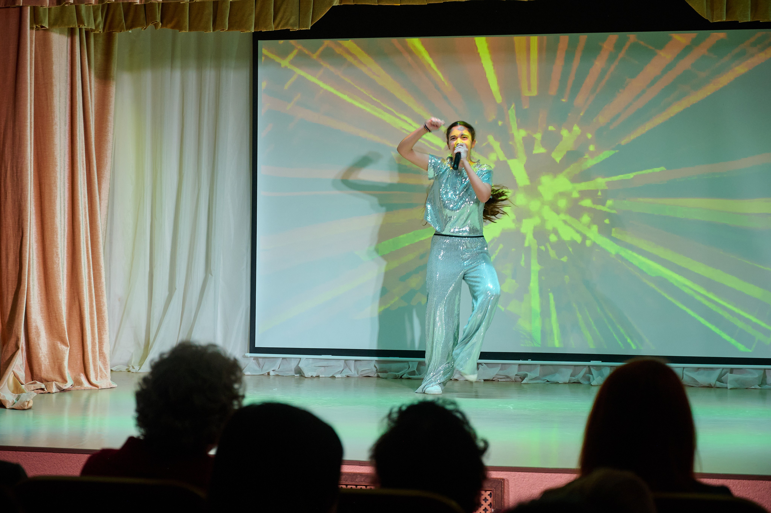 8 марта в Виноградном. Жизнь курорта Кабардинка в фотографиях