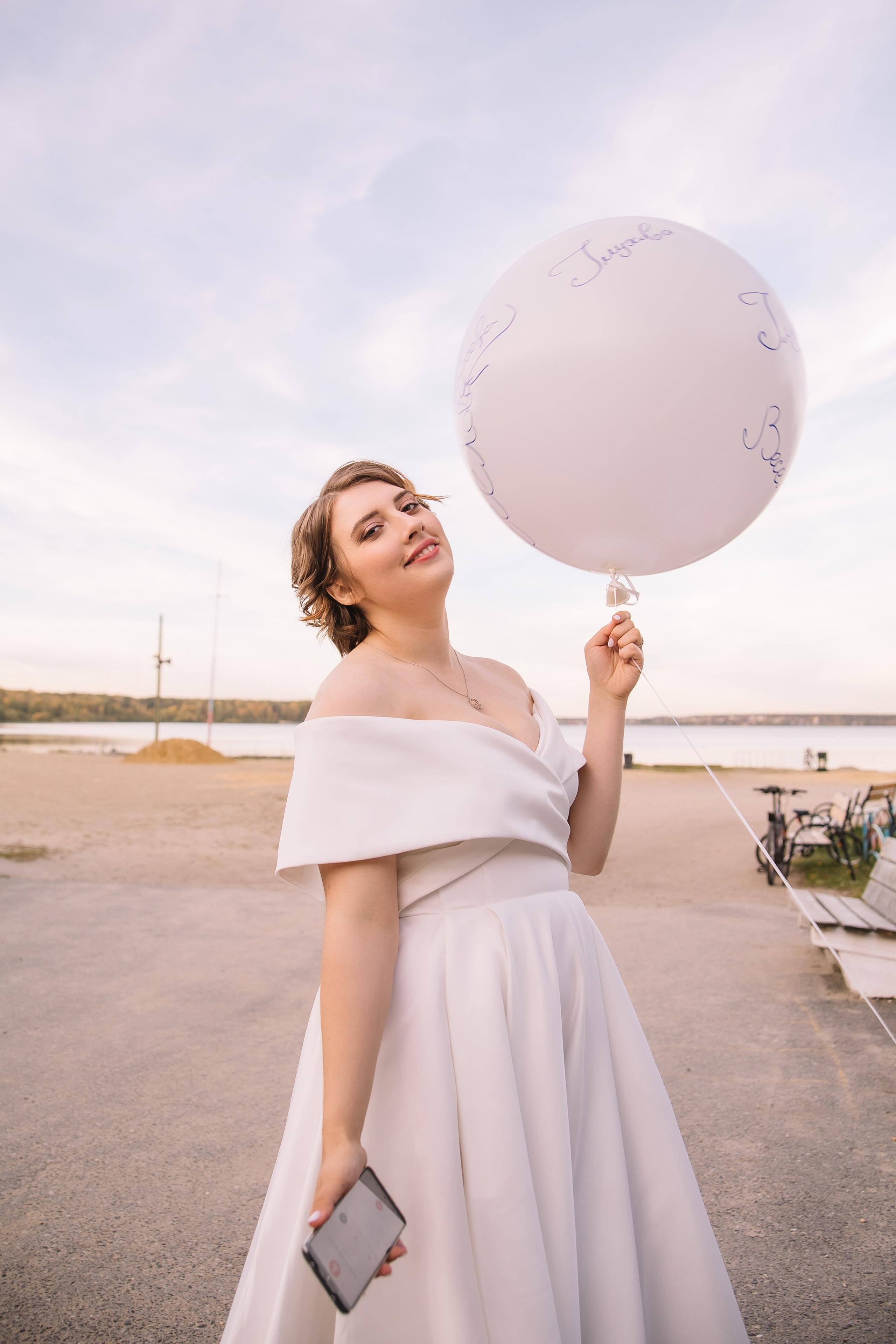Свадебная прогулка. Свадебный, семейный фотограф, контент съёмка. Екатеринбург. Елена Граф