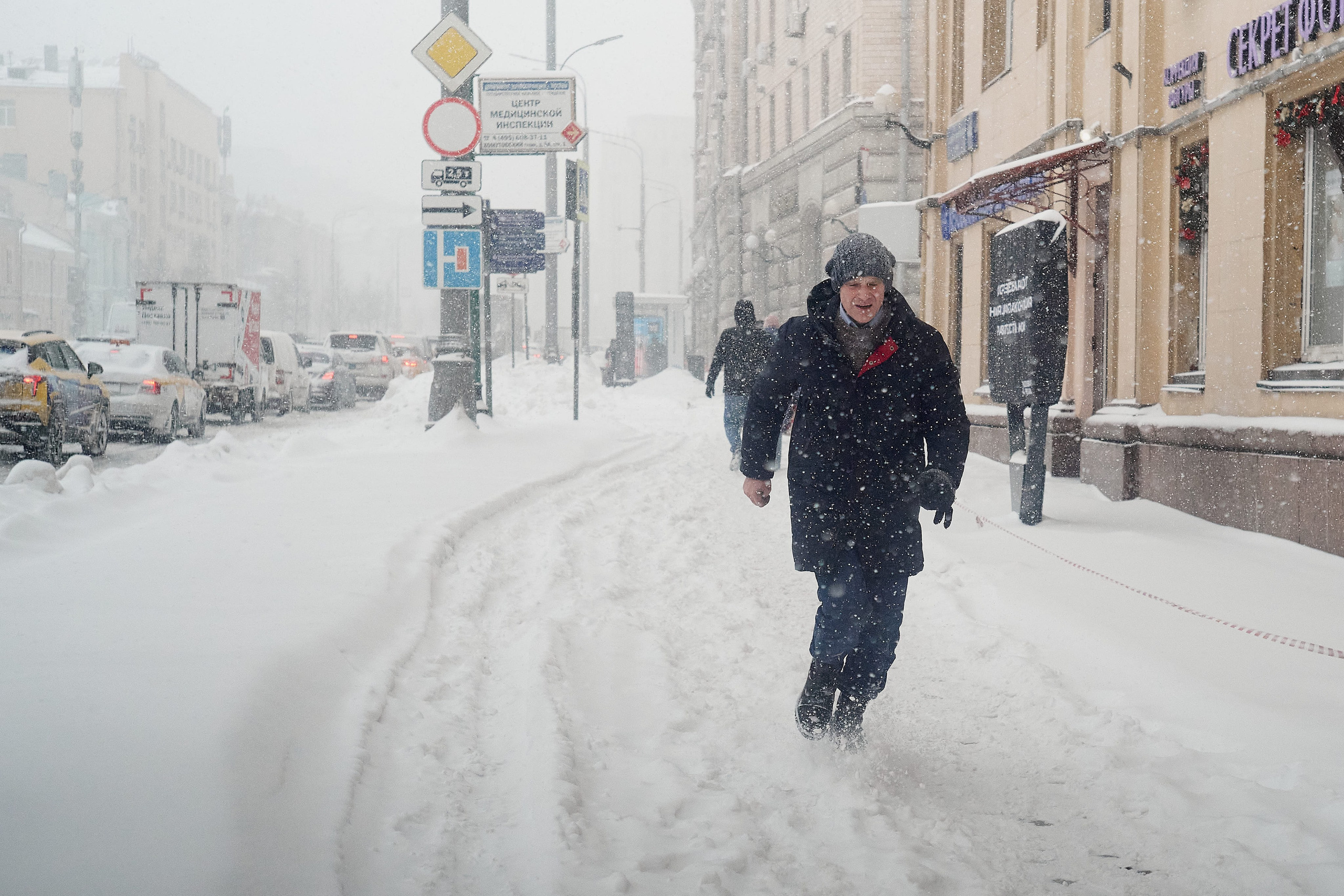 Снегопад в Москве 19 февраля 2026 — фоторепортаж. Репортажный ивент фотограф в Москве Александр Гладкий