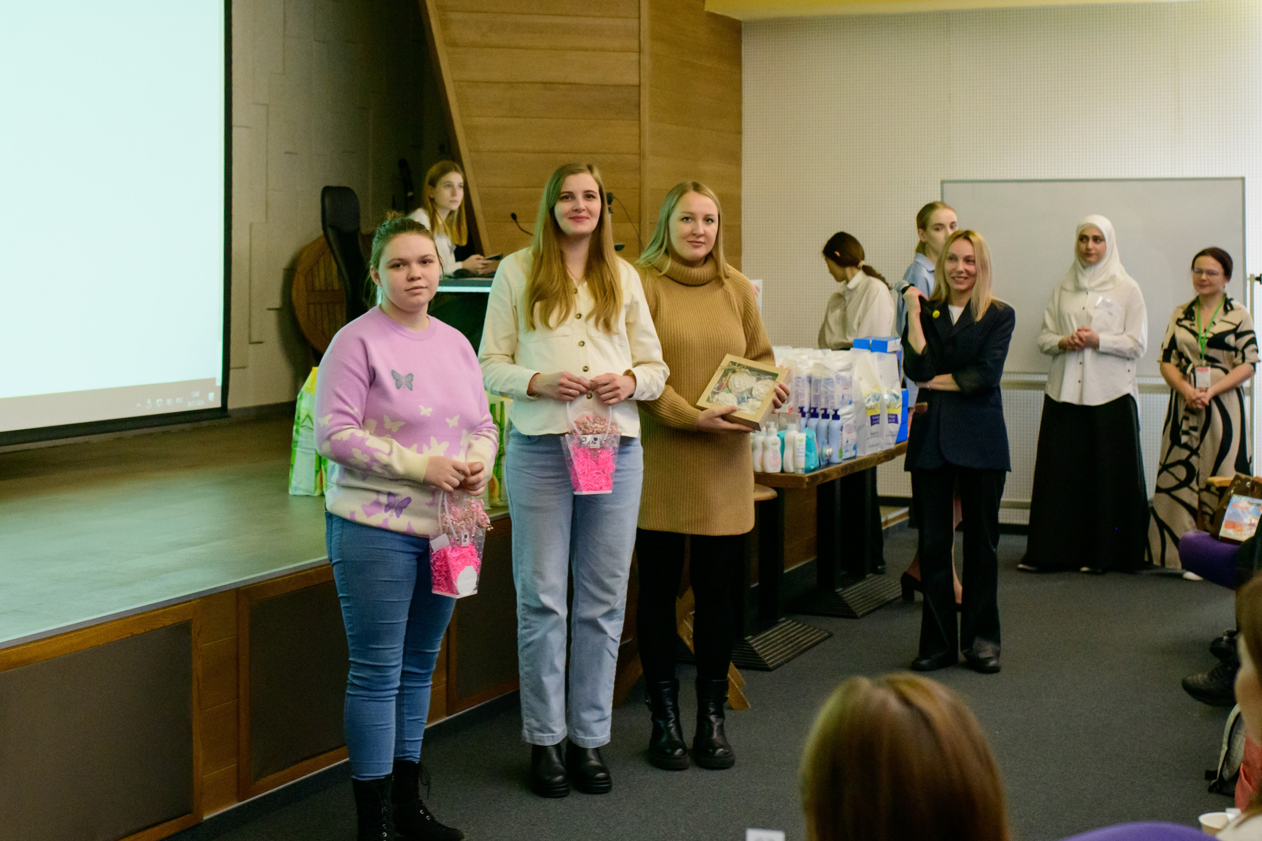 Фотоотчет праздника материнства ноябрь 2024 г. Профессиональный фотограф Елена Красилина г.Ярославль, г. Рыбинск