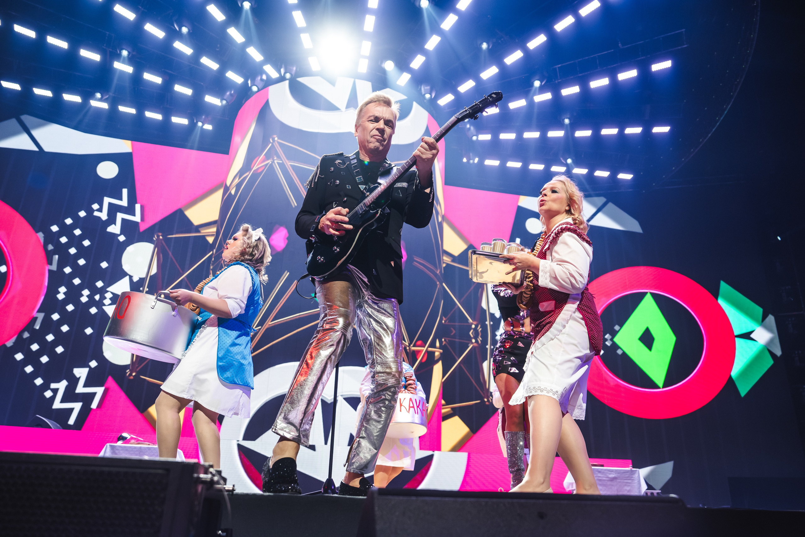 Superdiskoteka 90. Svyatoslav Bunkov | photographer