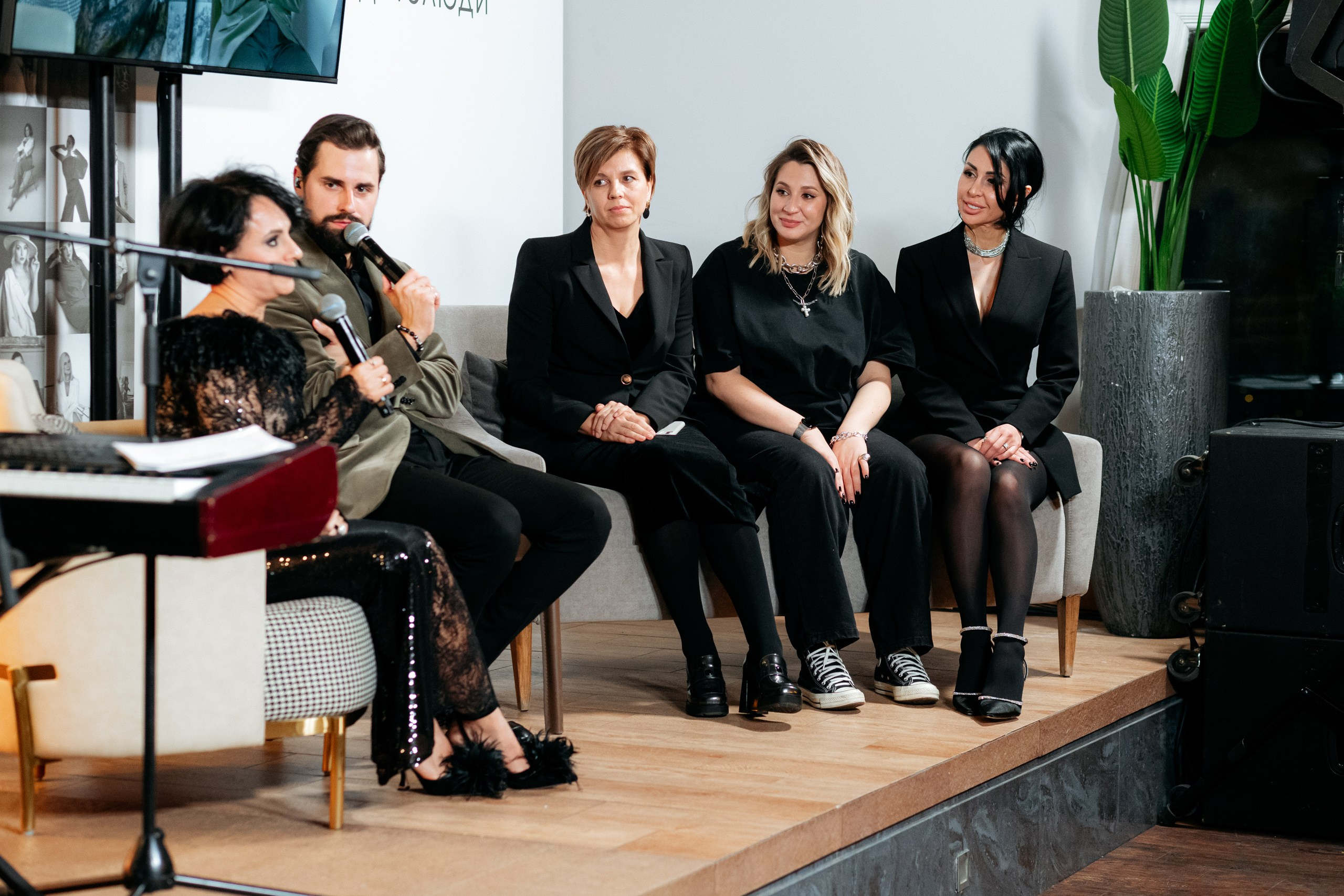 ЛИЦА.DV. СВОИ. ФОТООТЧЕТЫ-СОБЫТИЯ-МЕСТА