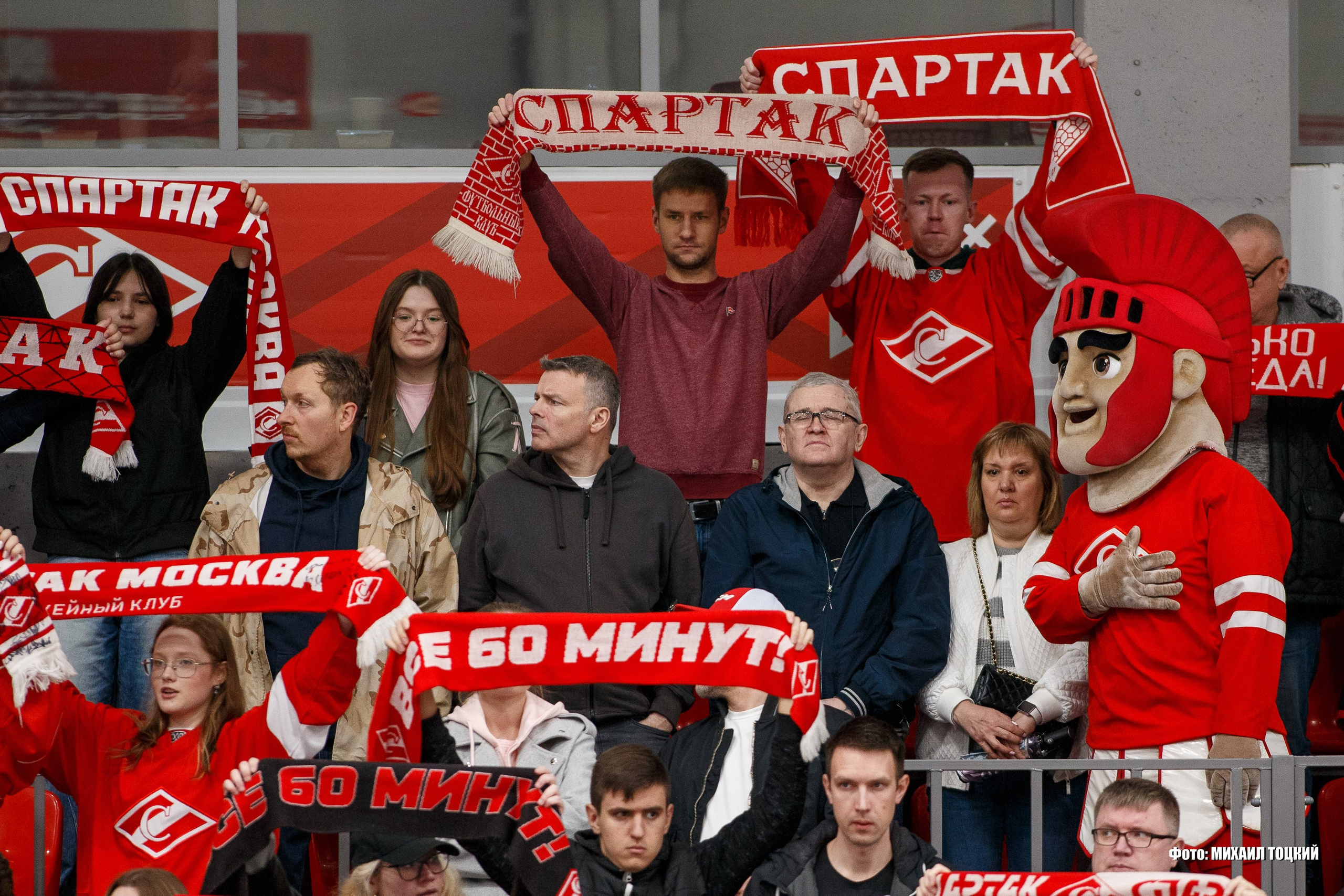 Фоторепортаж Плей-офф МХЛ. МХК Спартак (Москва) — МХК Чайка (Нижний Новгород). Михаил Тоцкий портретный и репортажный фотограф в Москве