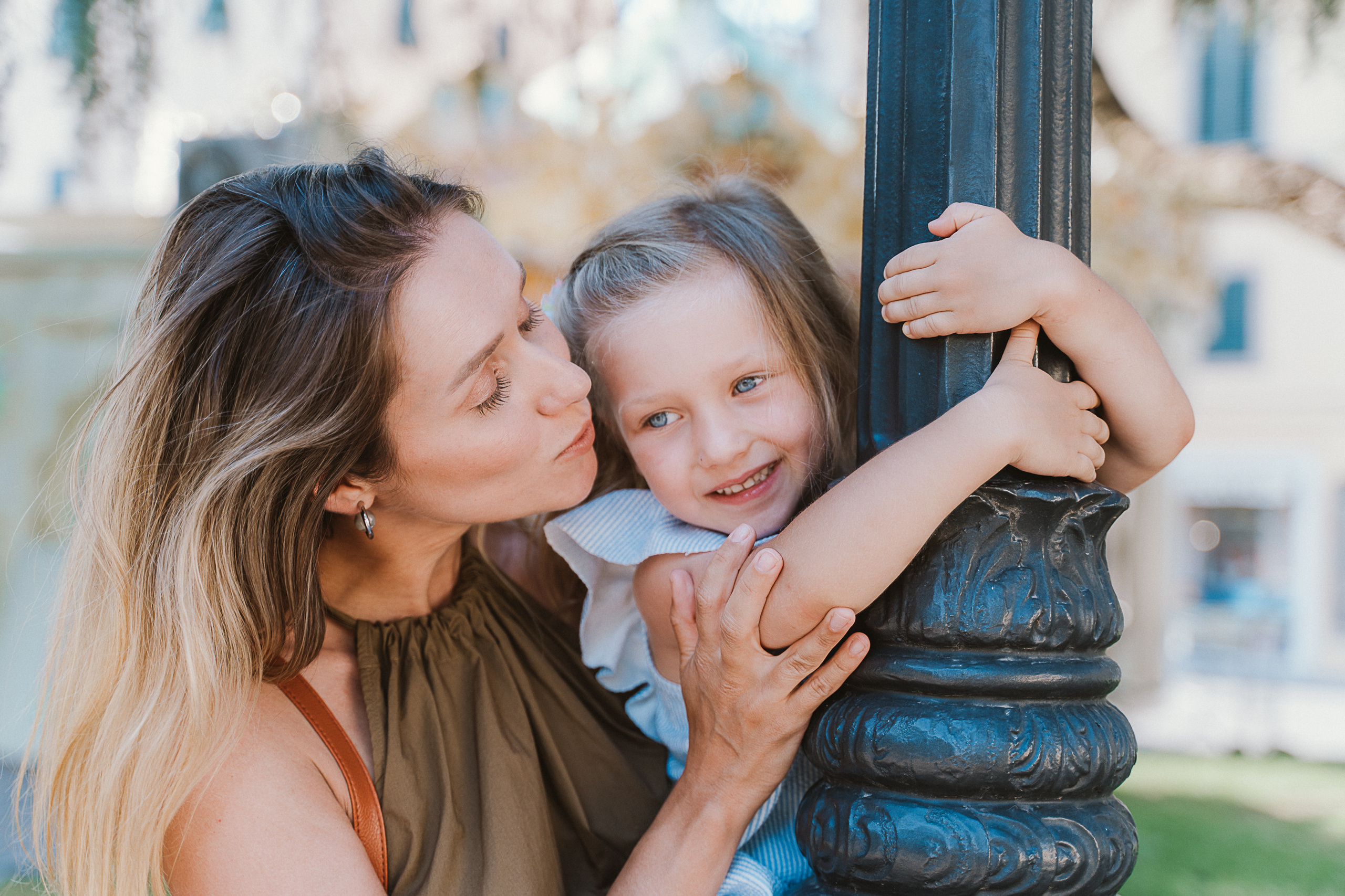 Valeria Sergey. Family Lifestyle Photographer in Lucca, Italia