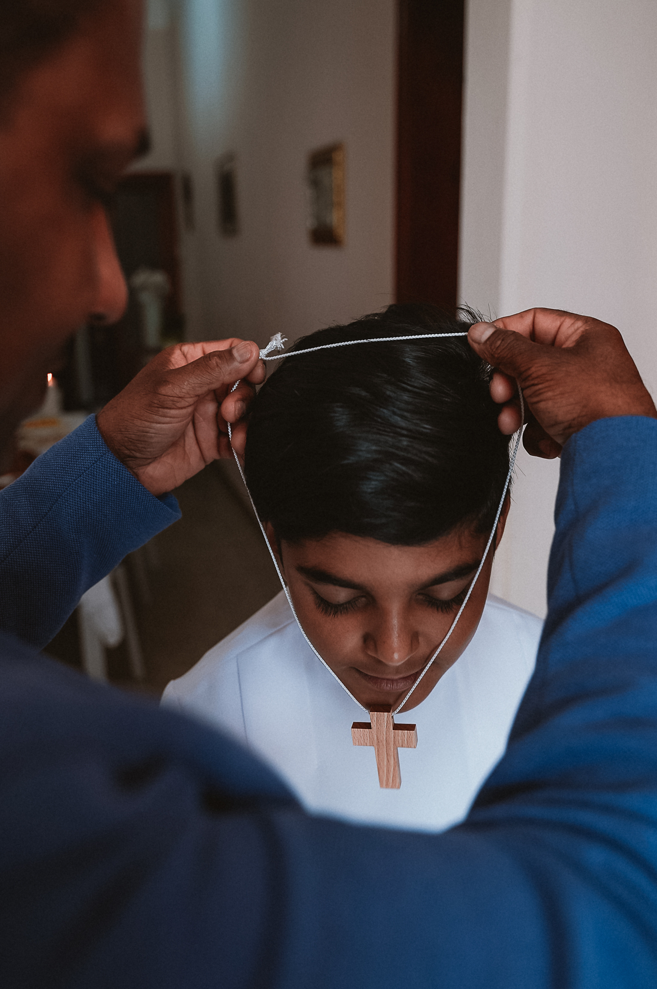 Kenneth Comunione. Family Lifestyle Photographer in Lucca, Italia