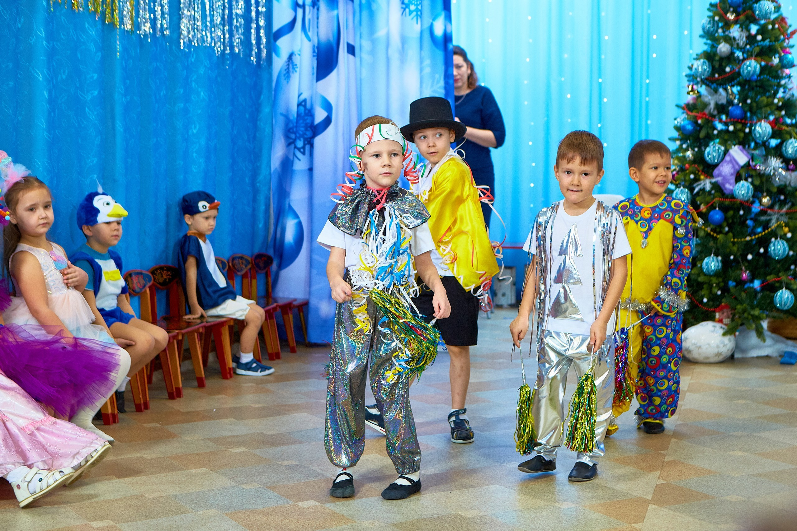 Новогодний утренник. Выпускной альбом Новосибирск