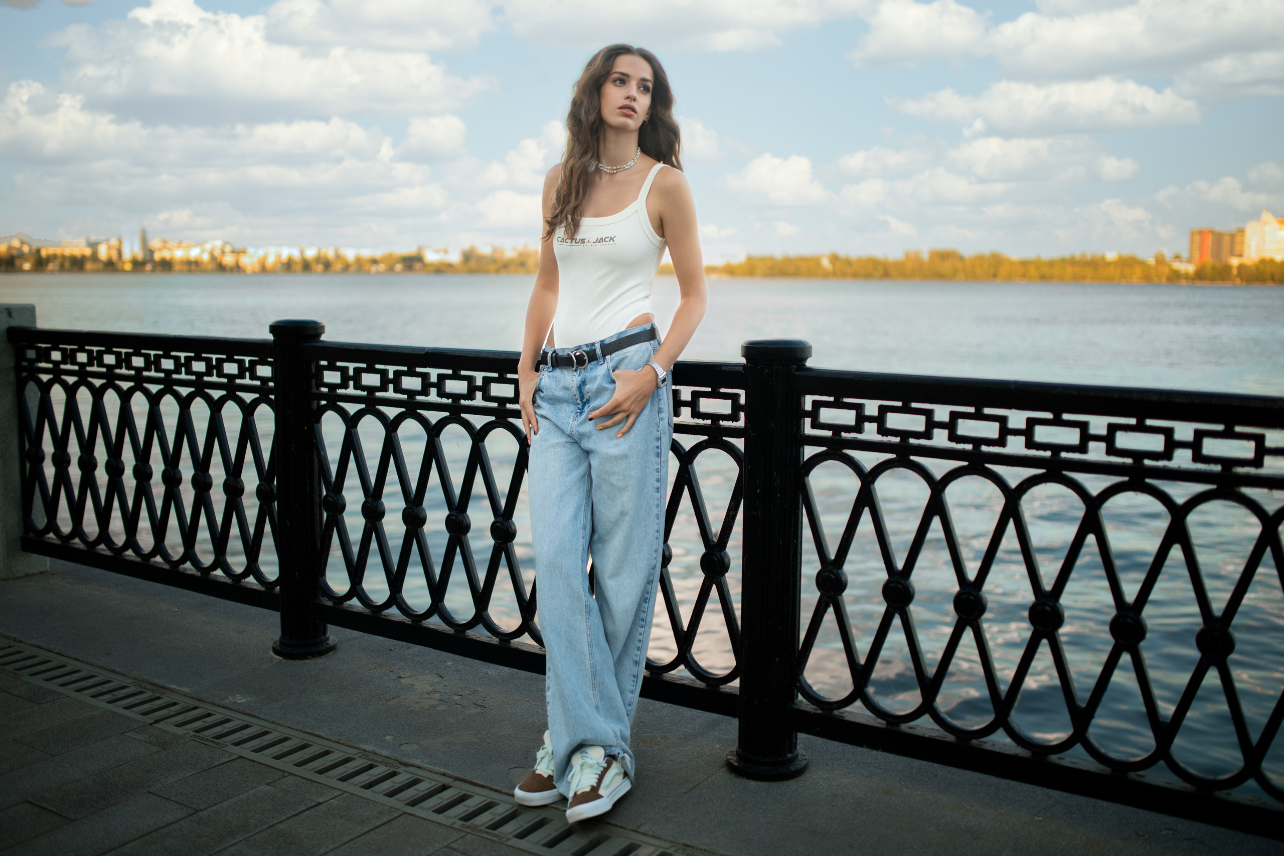 Летняя городская прогулка с Викторией в формате для «себя». Дмитрий Шульгин, портретный фотограф в Воронеже