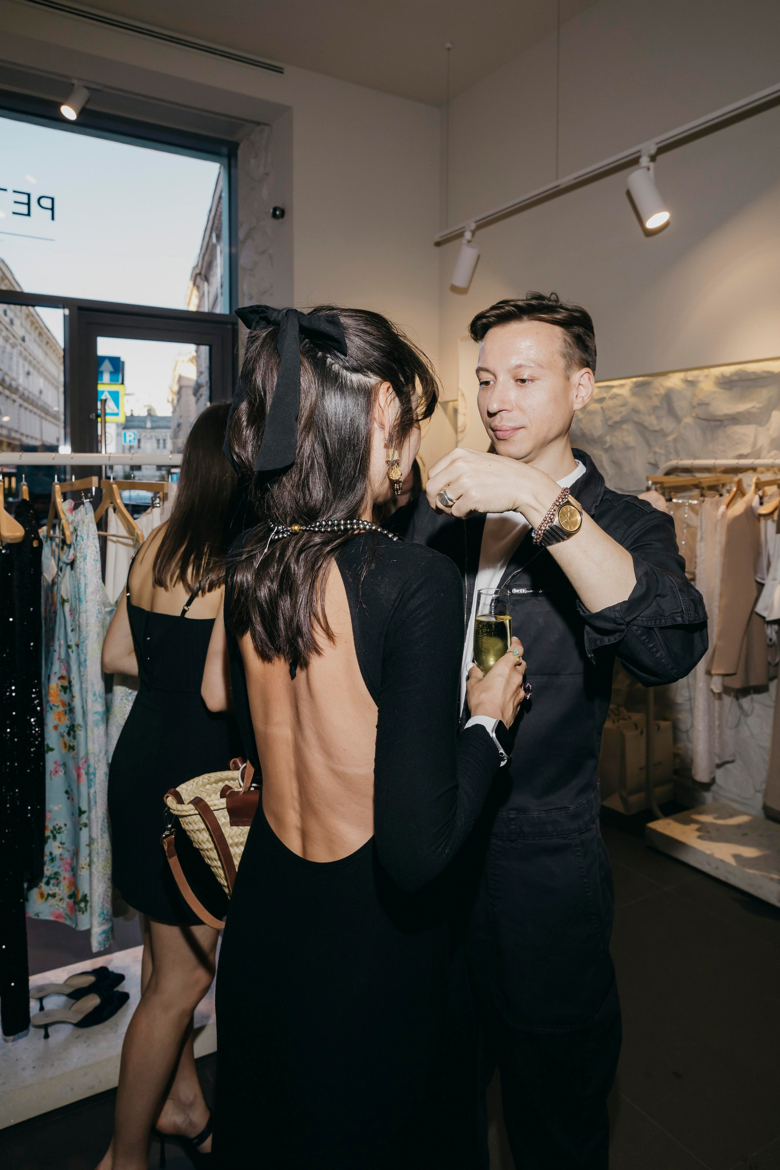 Мультибрендовый concept store Petrovka’15. «Птичка на проводе»: информационный портал в Москве