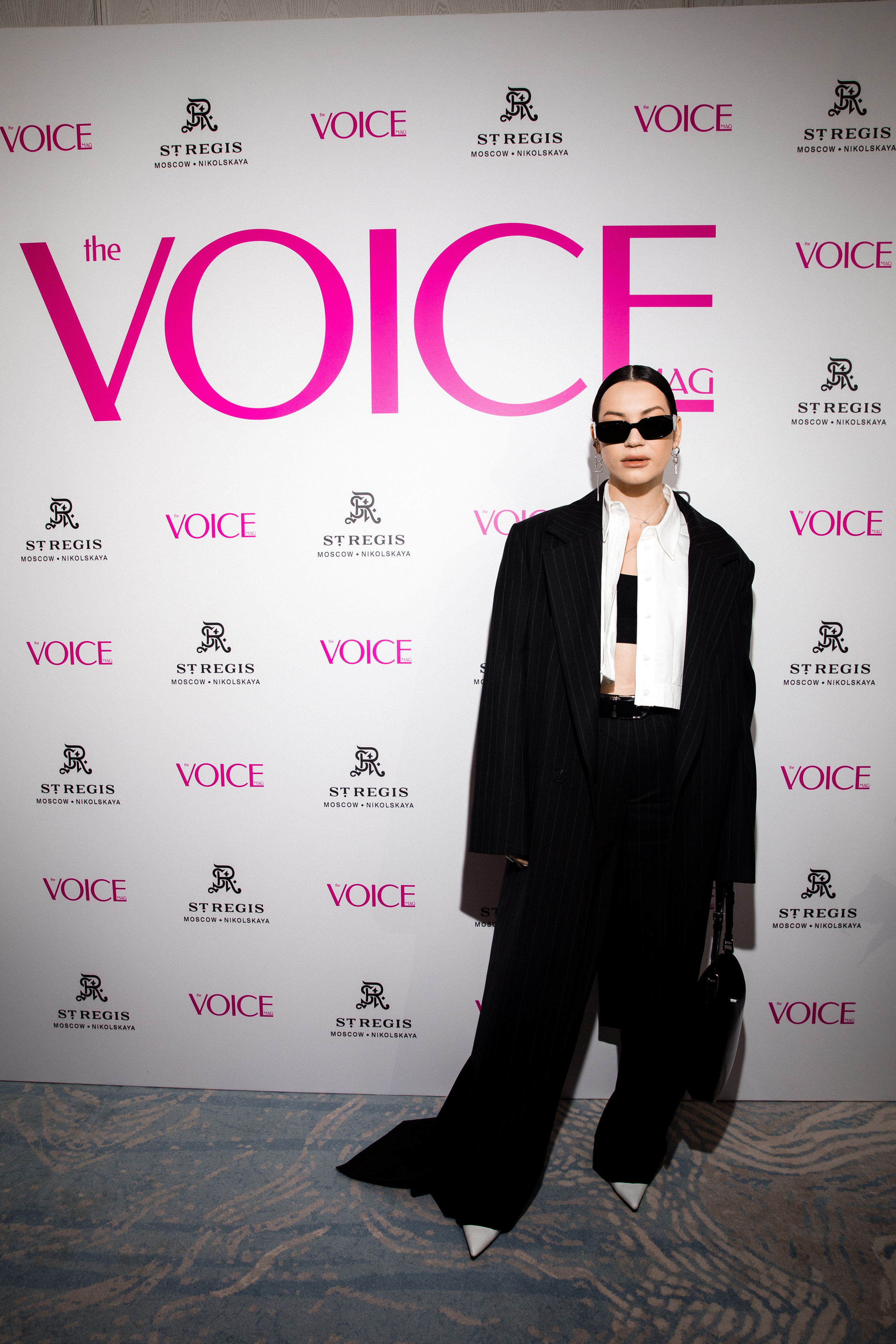 Ребрендинг Cosmopolitan Russia в Москве. «Птичка на проводе»: информационный портал в Москве