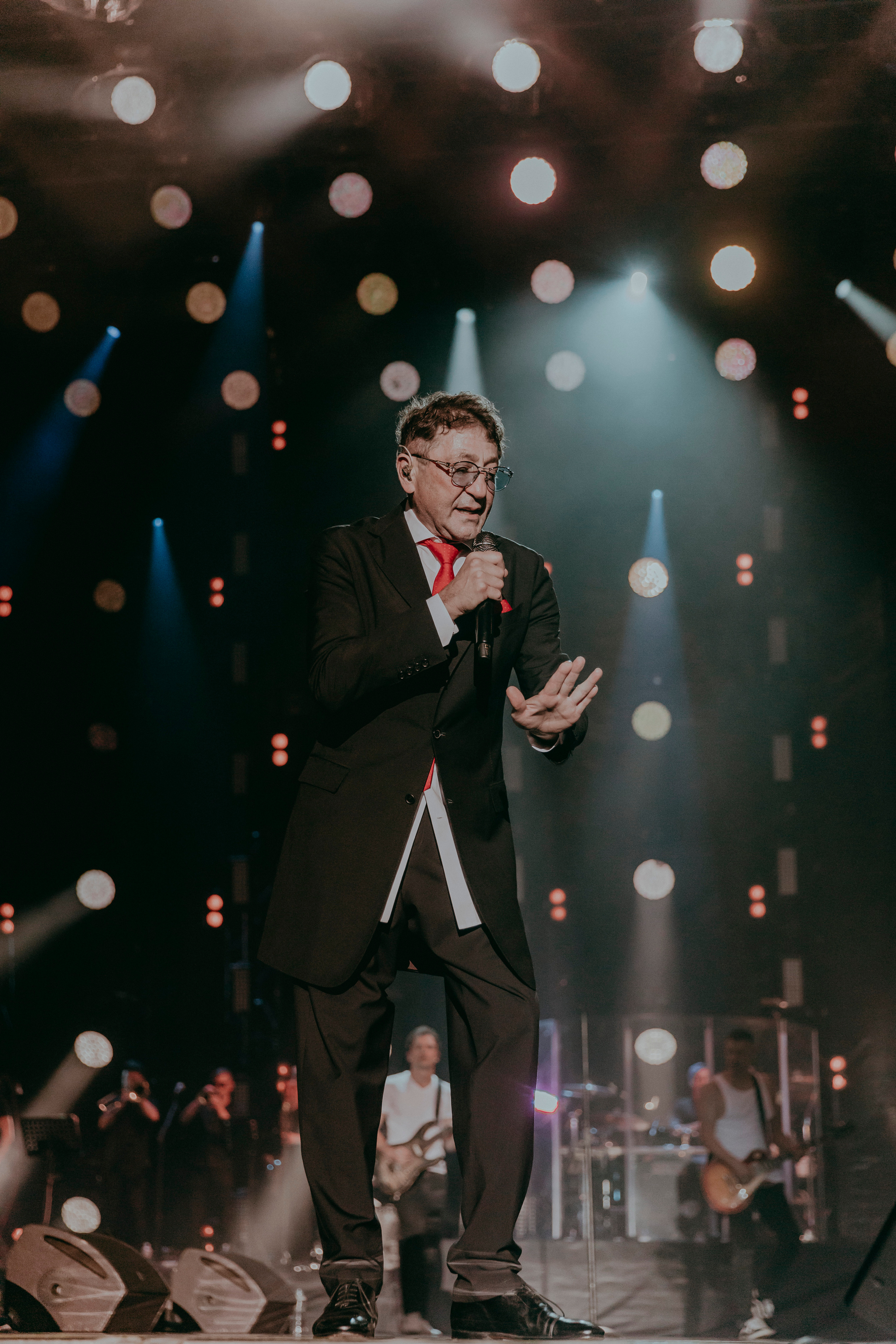 Юбилейный концерт Григория Лепса в Лужниках. «Птичка на проводе»: информационный портал в Москве