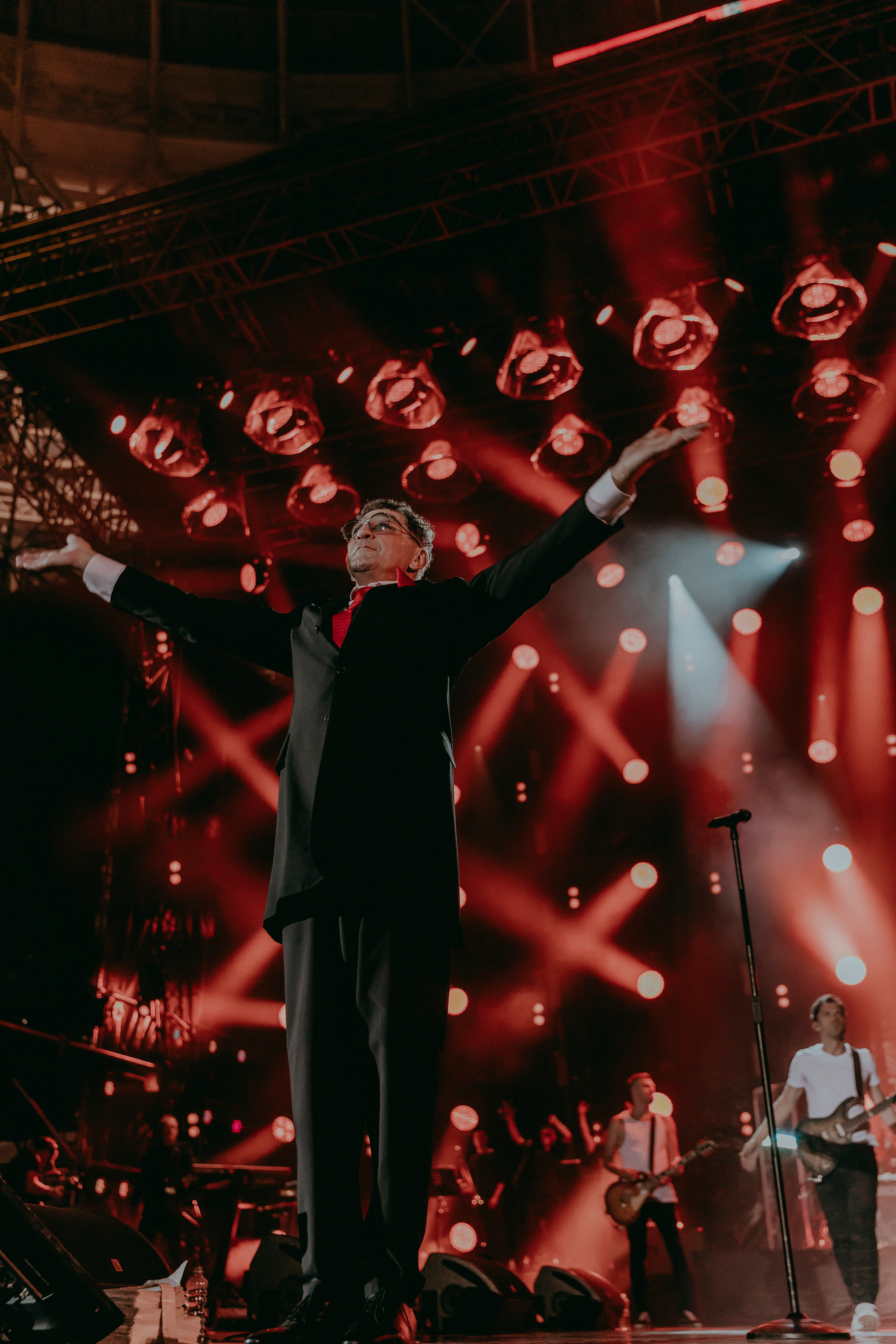 Юбилейный концерт Григория Лепса в Лужниках. «Птичка на проводе»: информационный портал в Москве