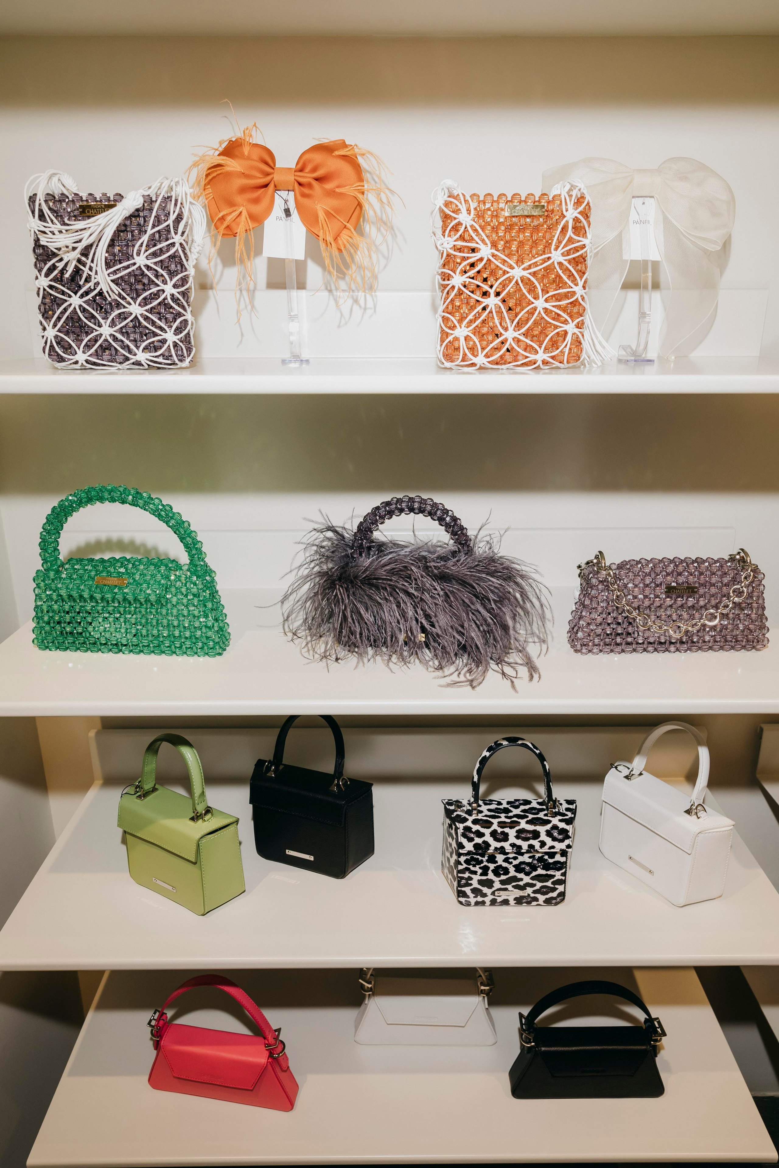 Мультибрендовый concept store Petrovka’15. «Птичка на проводе»: информационный портал в Москве