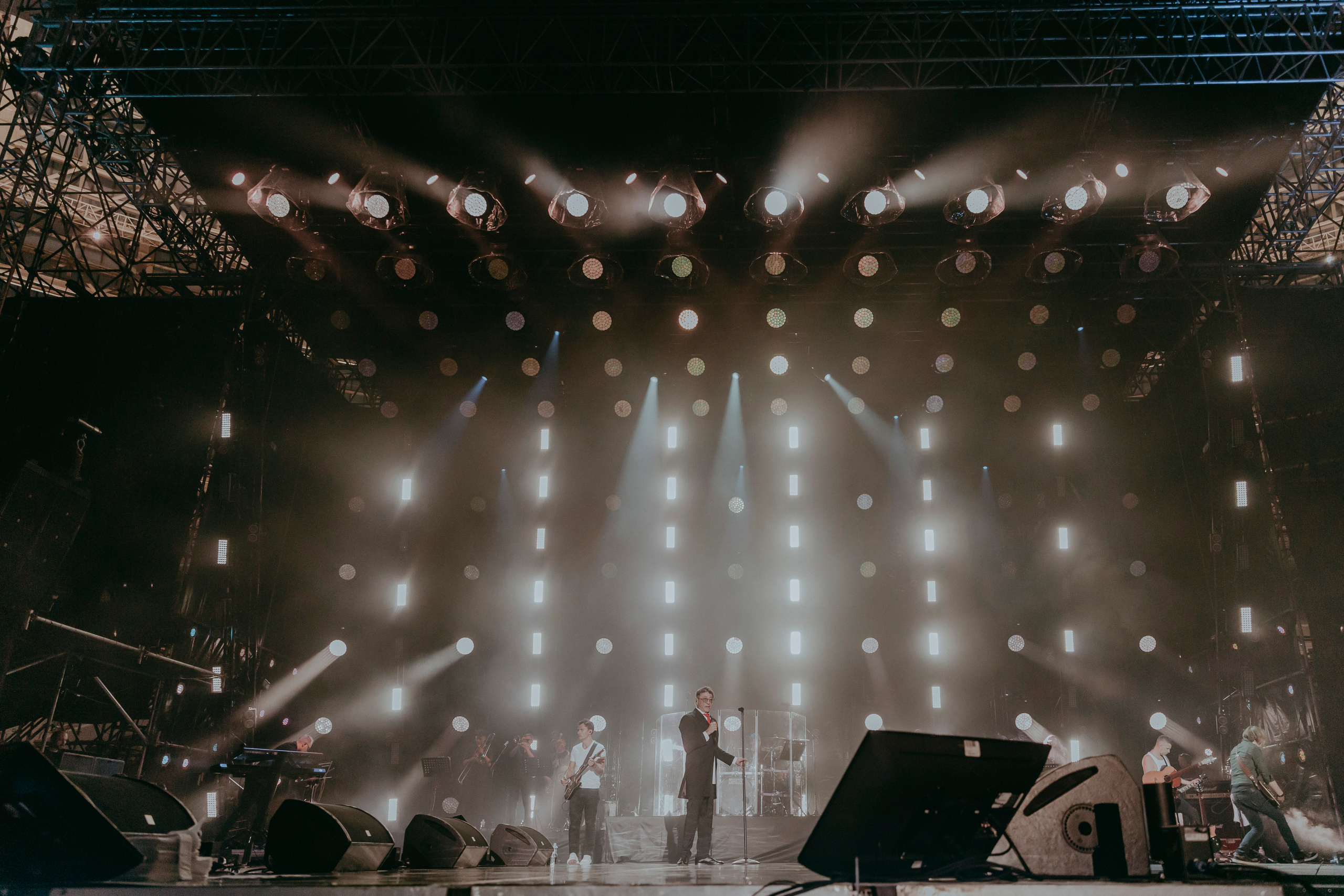 Юбилейный концерт Григория Лепса в Лужниках. «Птичка на проводе»: информационный портал в Москве