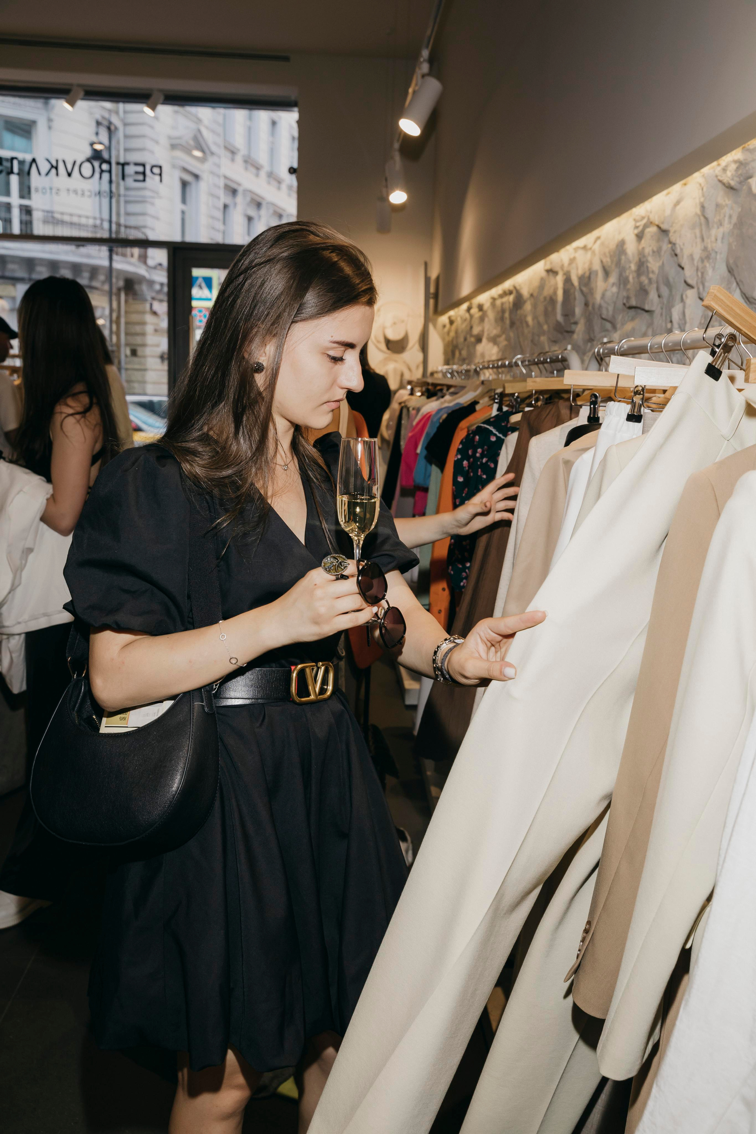 Мультибрендовый concept store Petrovka’15. «Птичка на проводе»: информационный портал в Москве