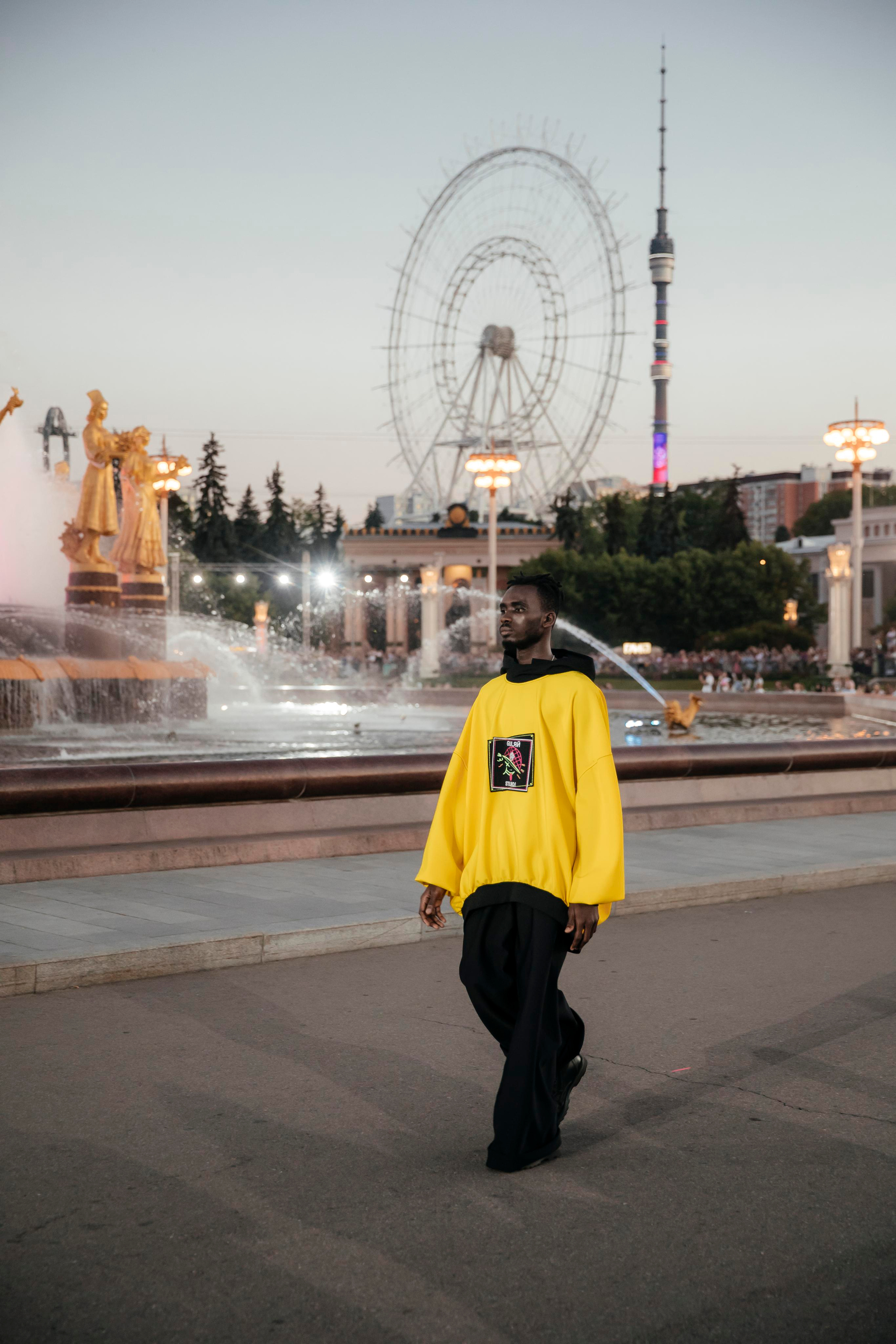 Московская Неделя Моды ВДНХ. «Птичка на проводе»: информационный портал в Москве