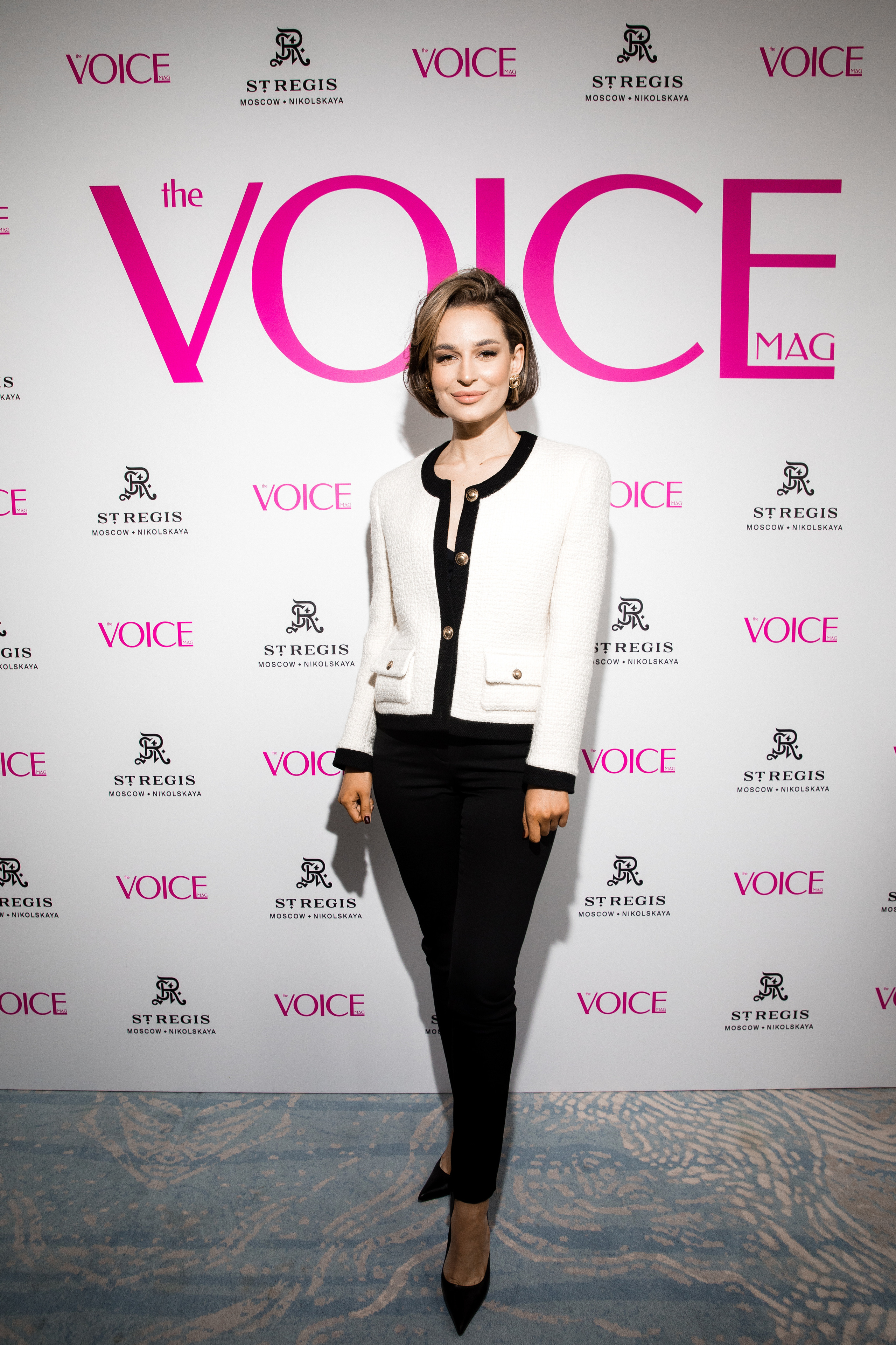 Ребрендинг Cosmopolitan Russia в Москве. «Птичка на проводе»: информационный портал в Москве