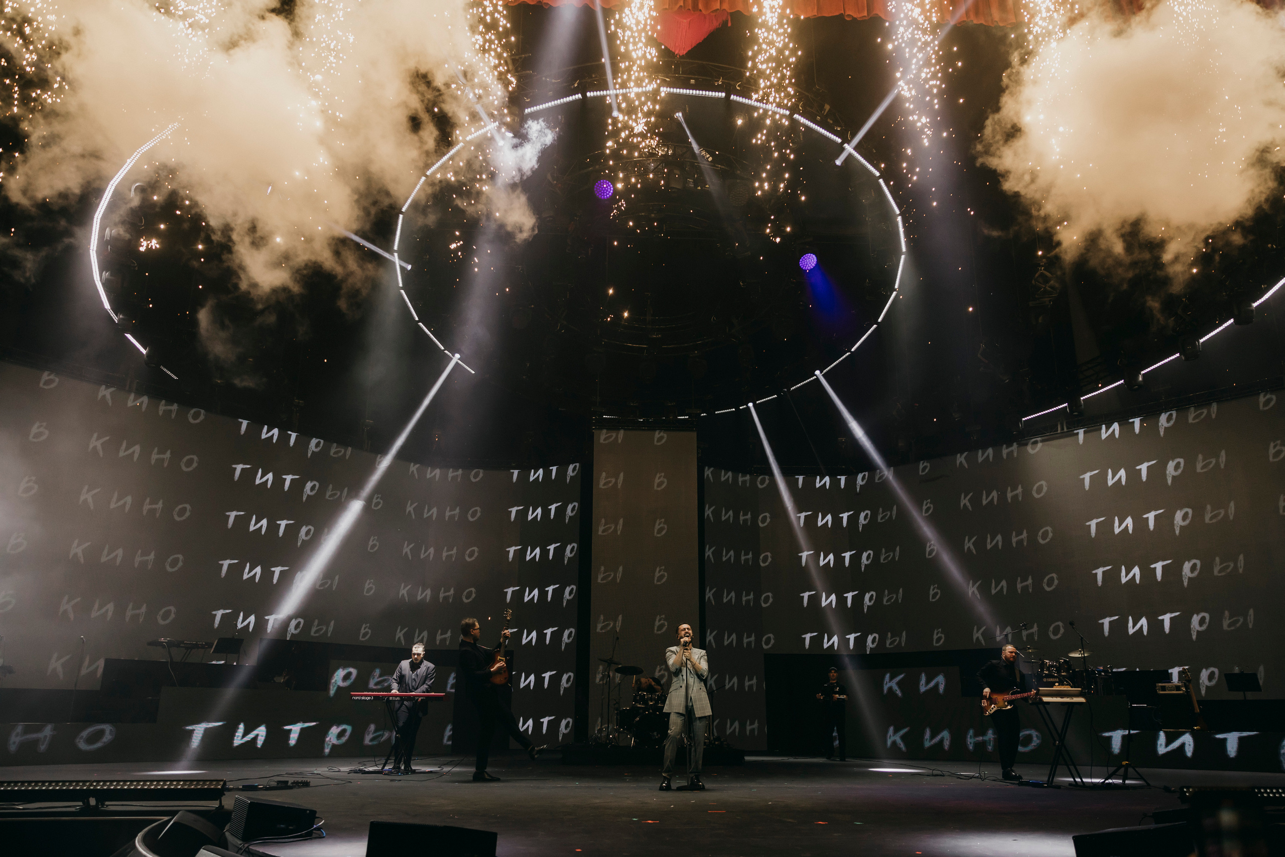 JONY на Премии ЖАРА MUSIC AWARDS 2022 в Crocus City Hall в Москве