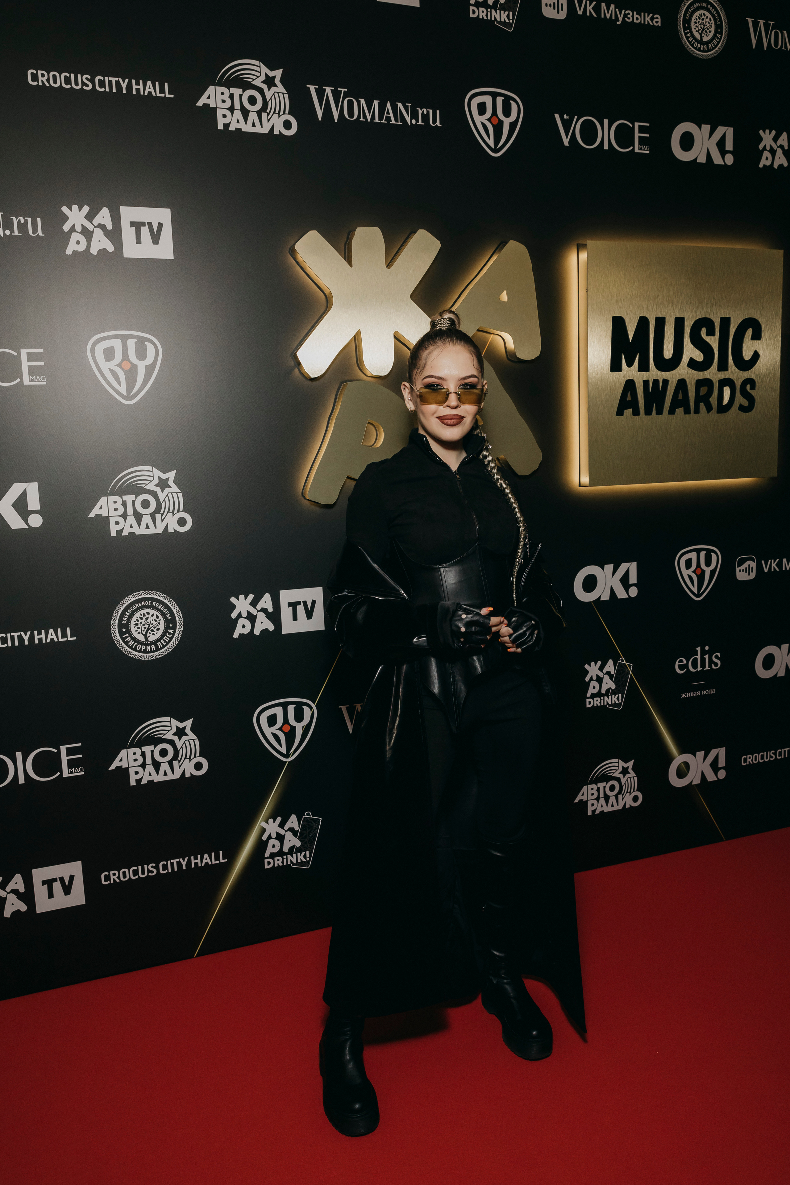 Настя GUMA на Премии ЖАРА MUSIC AWARDS 2022 в Crocus City Hall в Москве