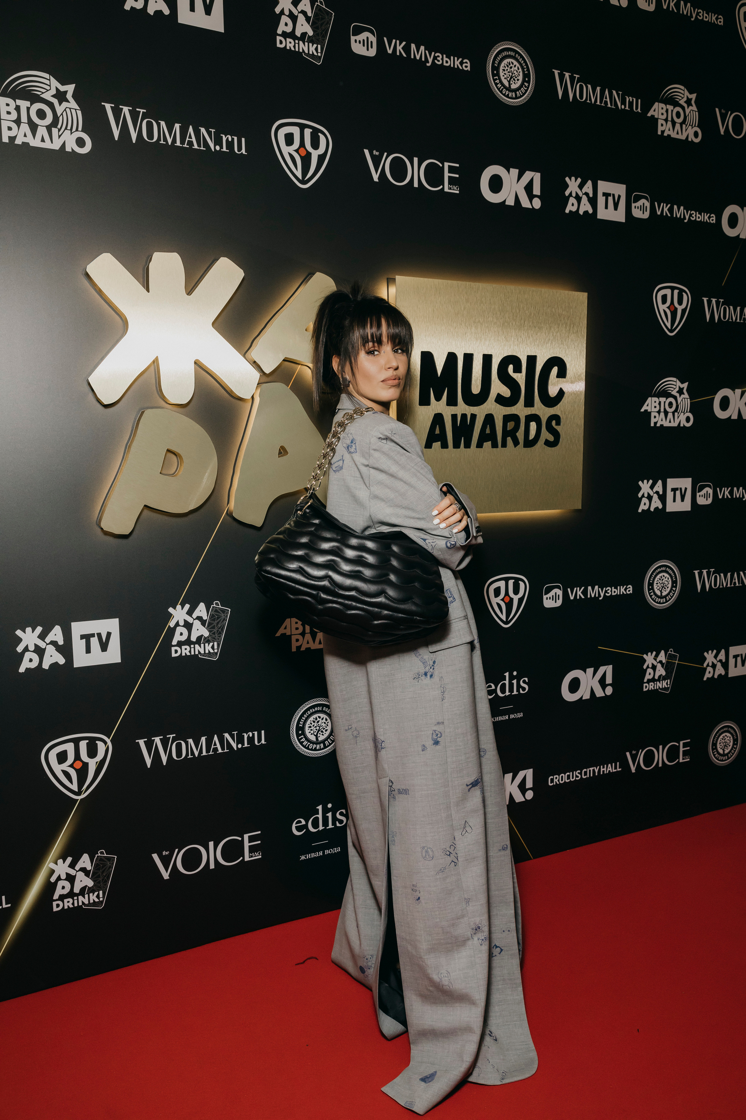 ZIVERT на Премии ЖАРА MUSIC AWARDS 2022 в Crocus City Hall в Москве