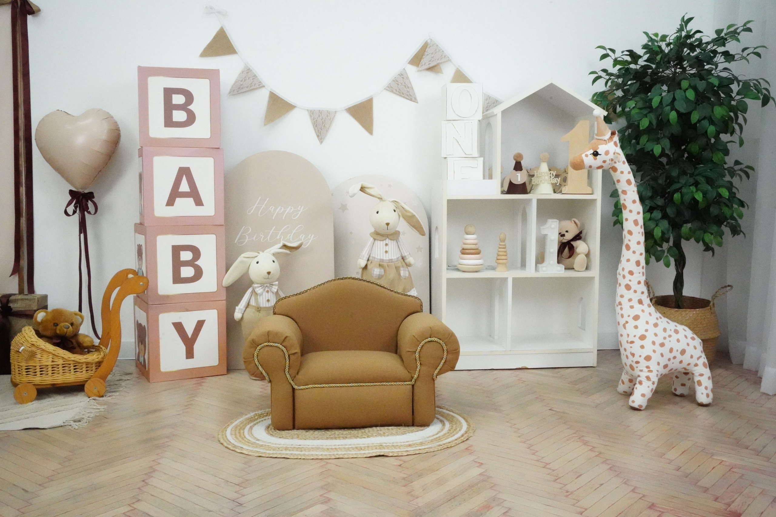 Наши Новые Фотозоны. Детская Фотостудия ГОДОВАСИКИ в Санкт-Петербурге фотосесия на годик