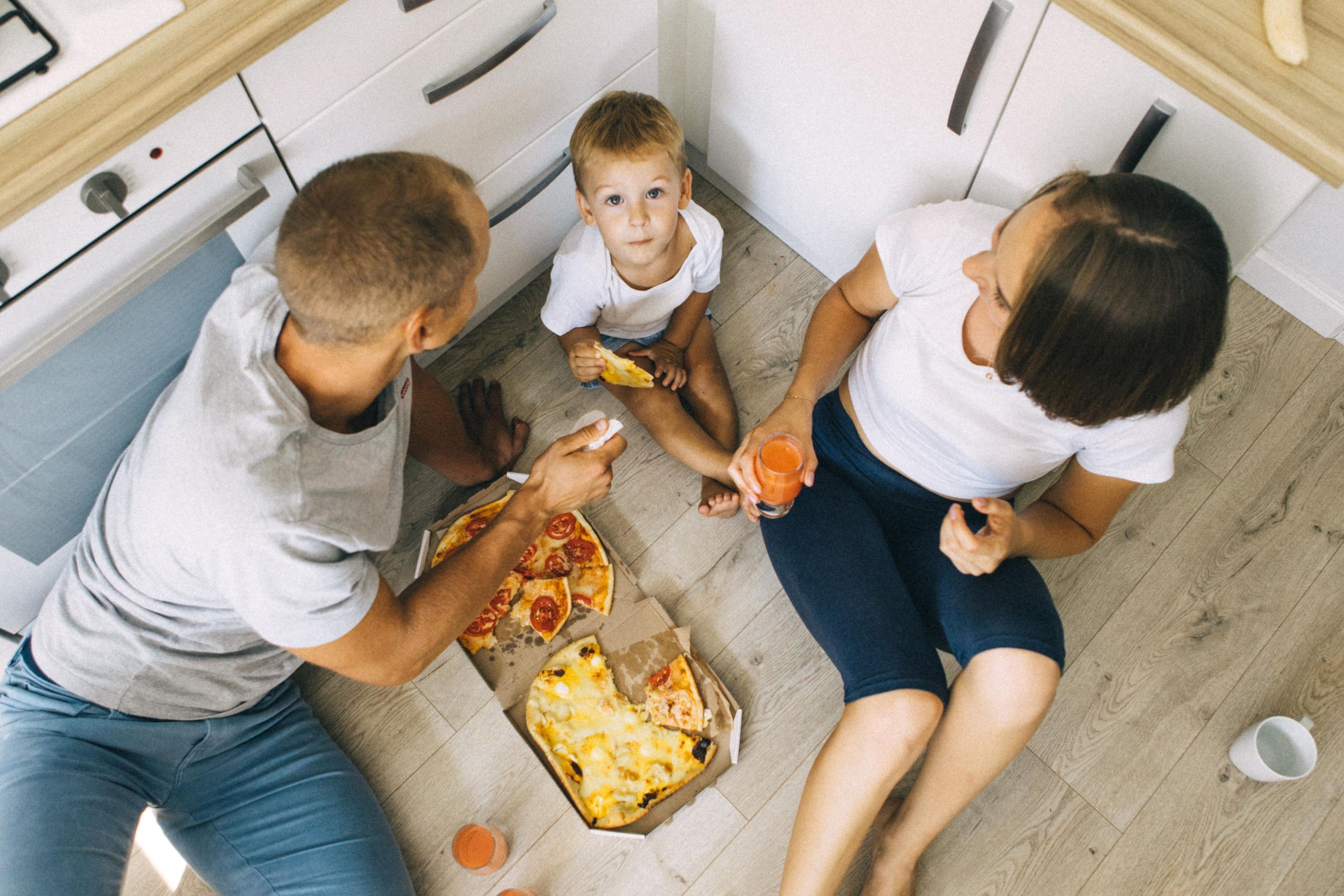 Домашняя съемка Алексей Ванёк и Анастасия. Свадебный и контент фотограф в Санкт-Петербурге Александр Зозуля