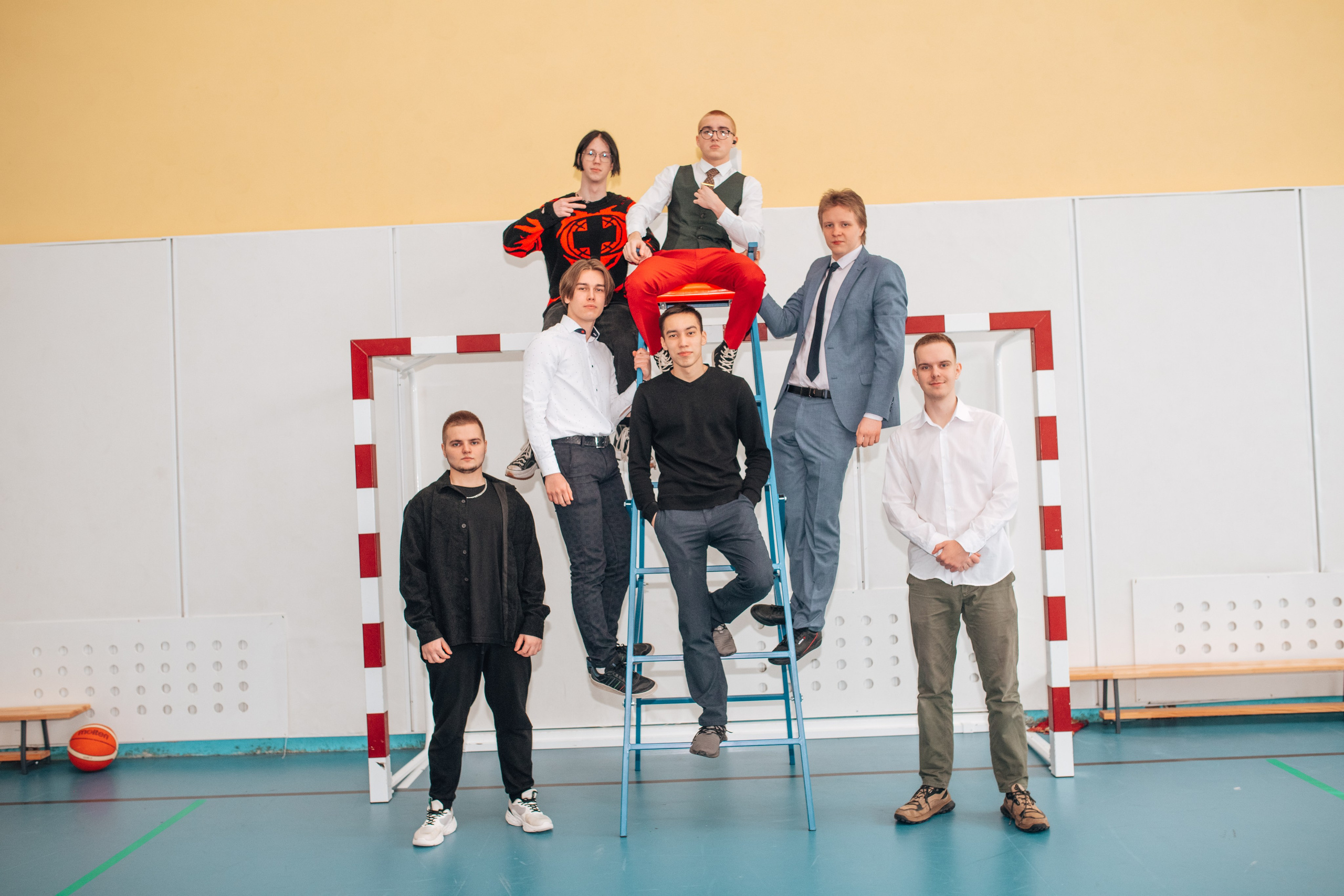 Выпускные альбомы. Фотограф Алла Елисеева