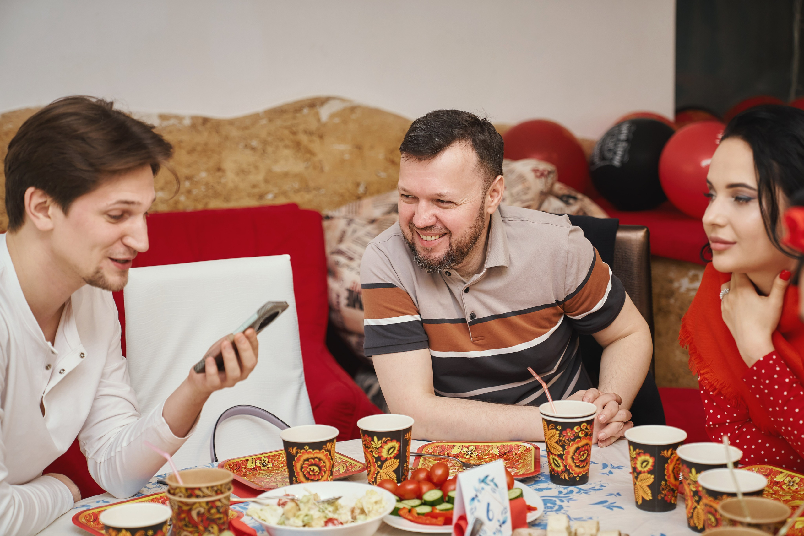 Фотограф на день рождения. Репортажный фотограф Евгений Опарин