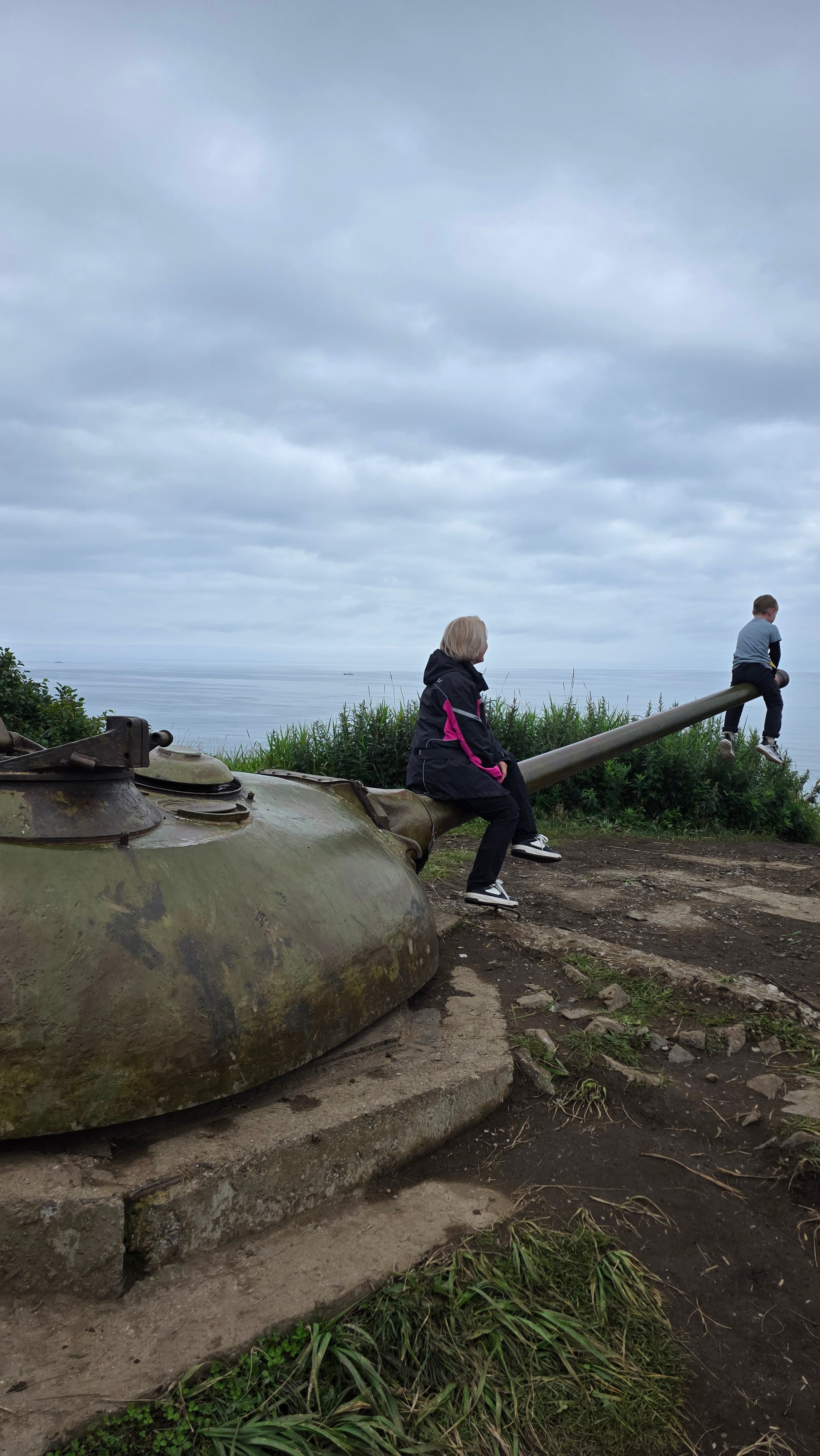 Мыс Маячный + Смотровая «Три Брата» + бухты Лагерные. Экскурсионные туры по Камчатке