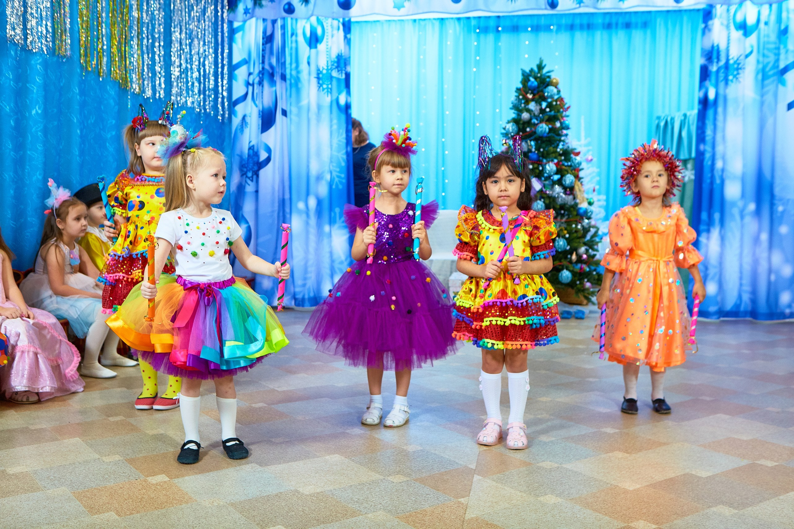 Новогодний утренник. Выпускной альбом Новосибирск