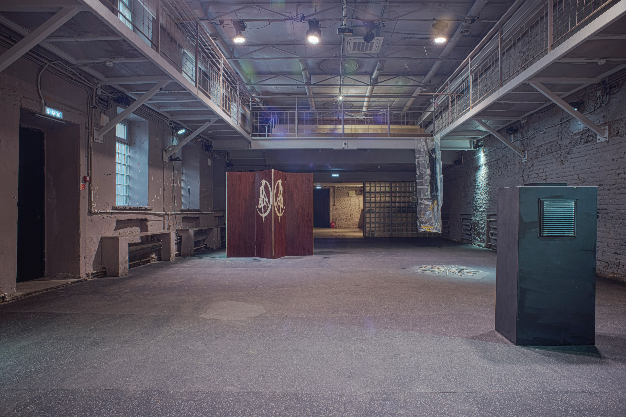 «Почти увиденное», групповая выставка, 26.09-04.10, ЦТИ «Фабрика», Москва. Лера Круглова