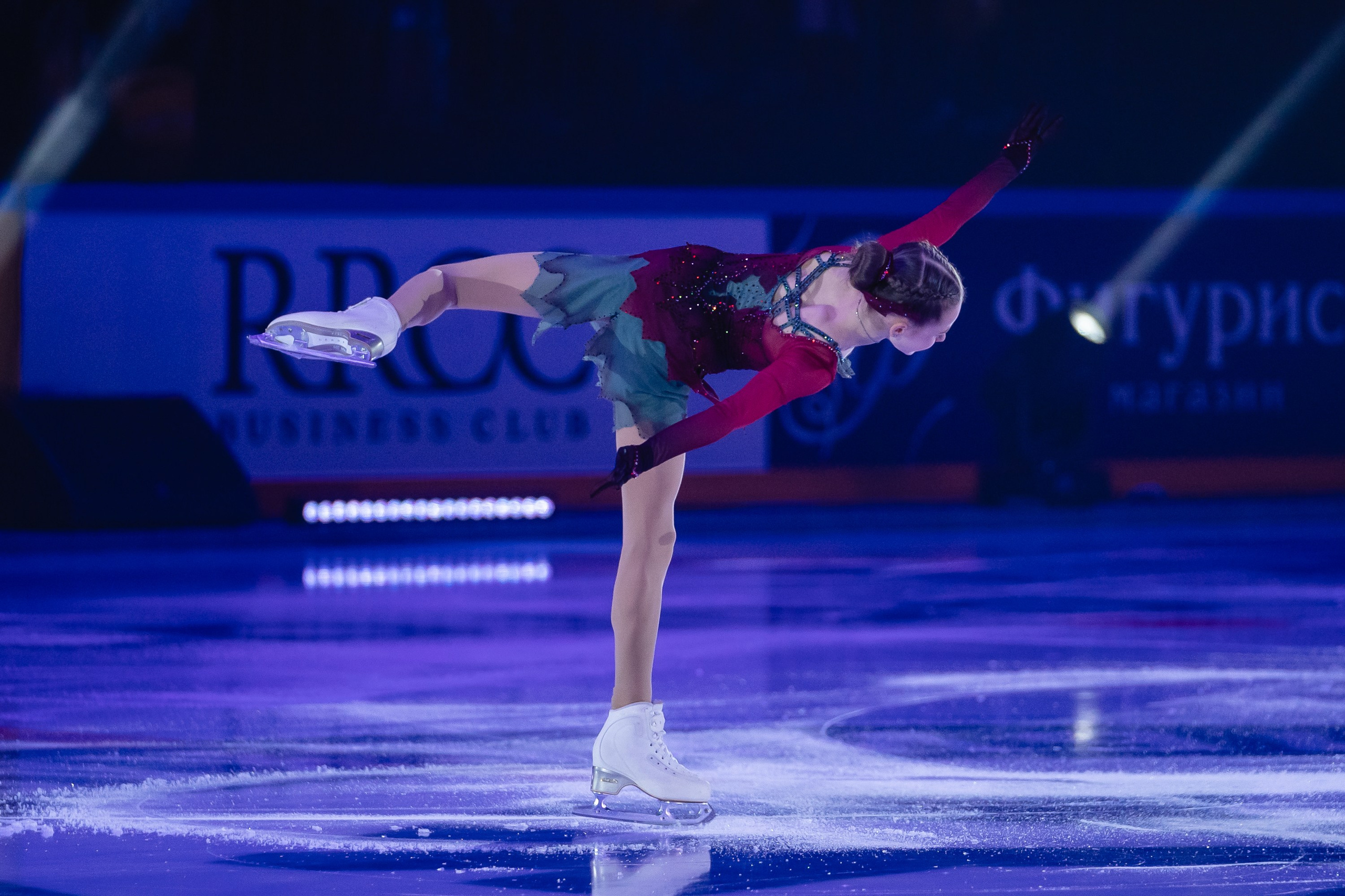 Шоу «Чемпионы на льду» в Новосибирске. Воробьева Ксения — Спортивный и танцевальный фотограф Новосибирск