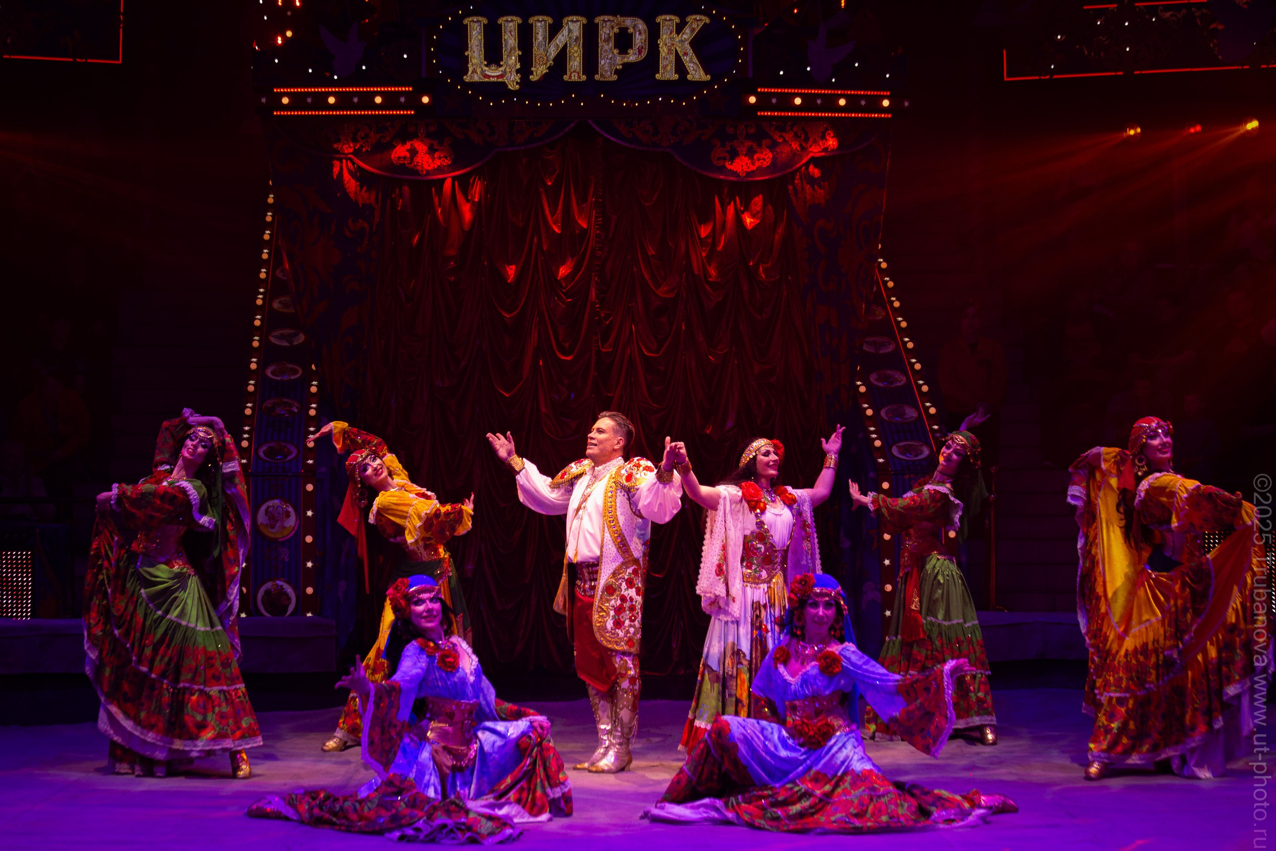 Сегодня все разговоры, что о цирке Продюсерский центр «Королевский цирк Гии Эрадзе»…. Юлия Трубанова, репортаж Симферополь, Крым