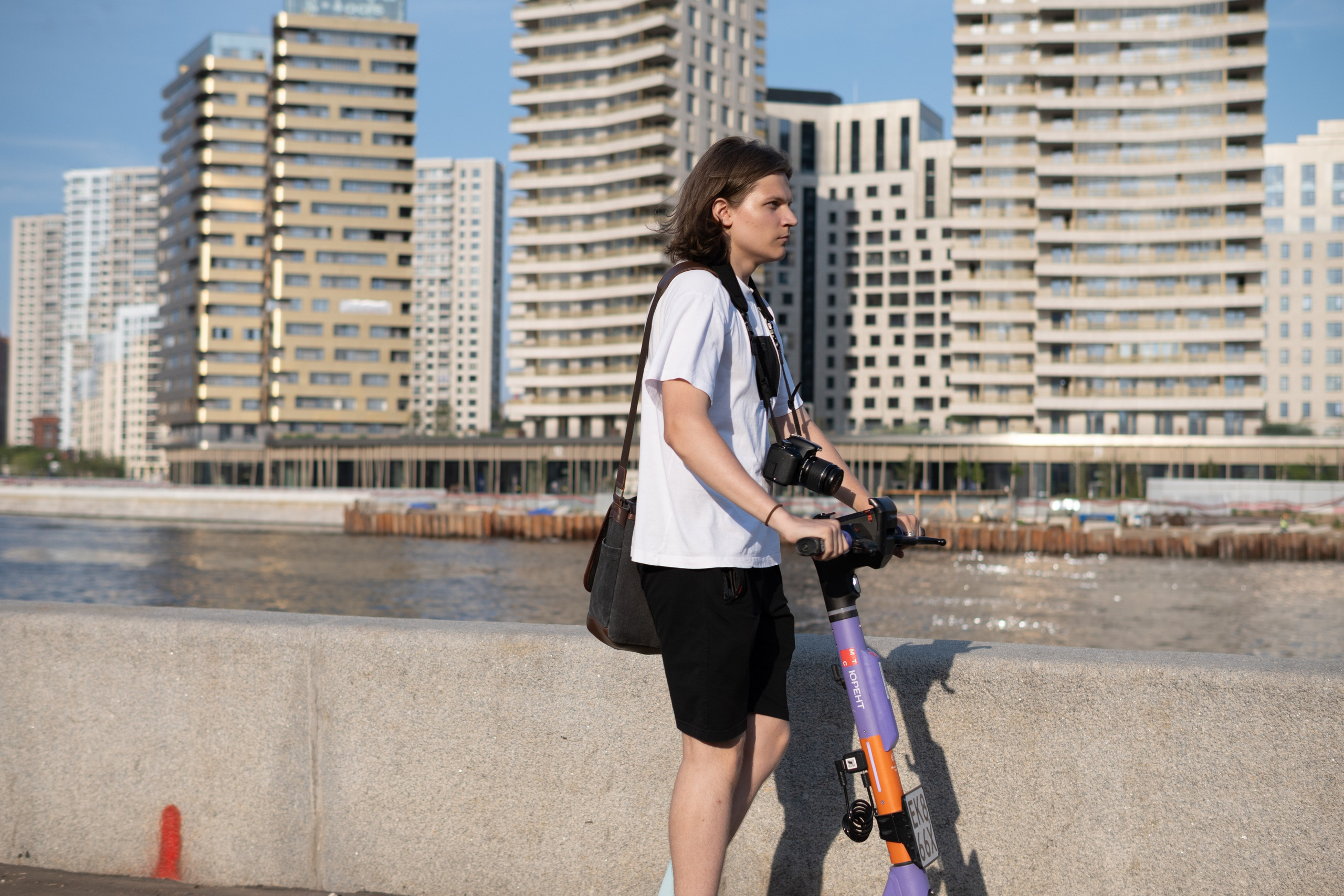 Фотосерия «180 дней лета»: визуальное летнее путешествие сквозь 180 дней — атмосфера сезона, смена настроений и света, эмоциональные состояния и летняя визуальная поэзия. Фотограф: Ожерельев Лев