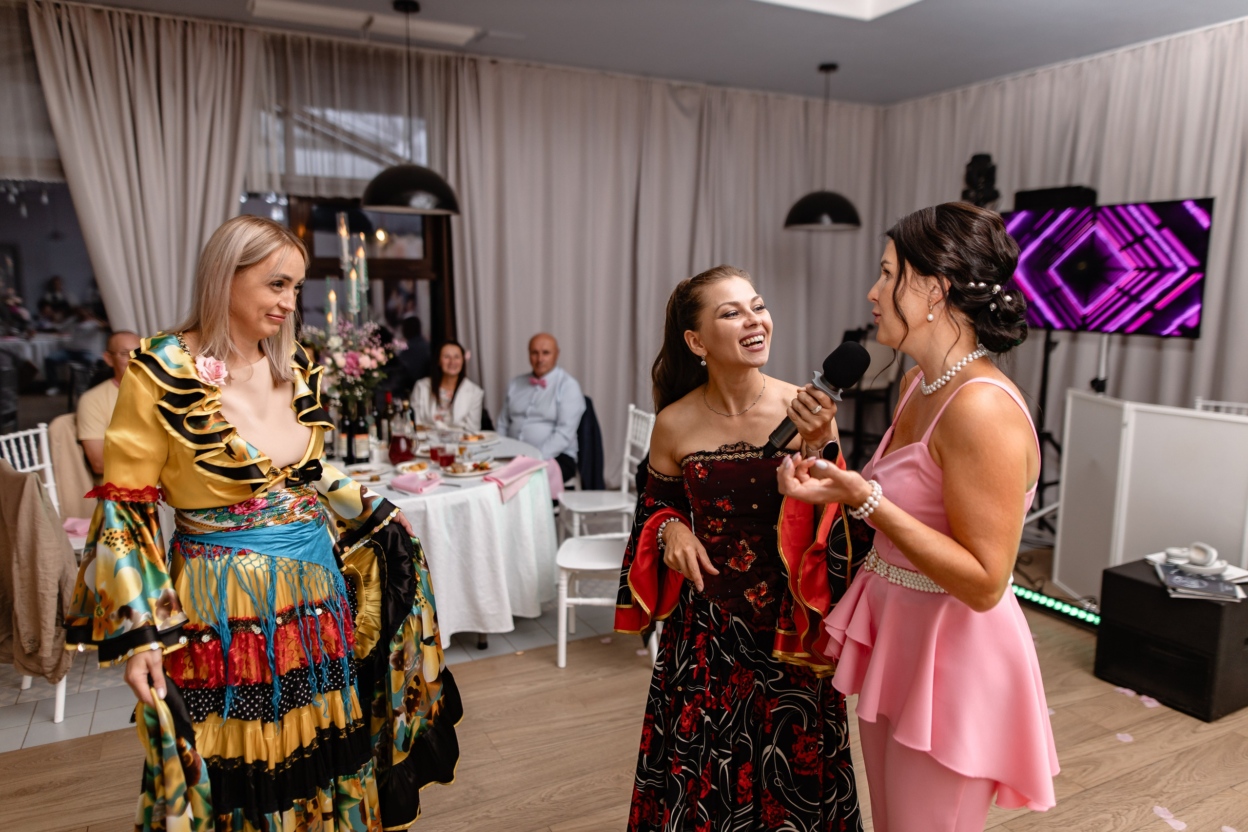 🌸✨ **Анонс Фотографий с Юбилея Розовой Свадьбы Александра и Елены! ** ✨🌸. Свадебный фотограф Михаил Александров