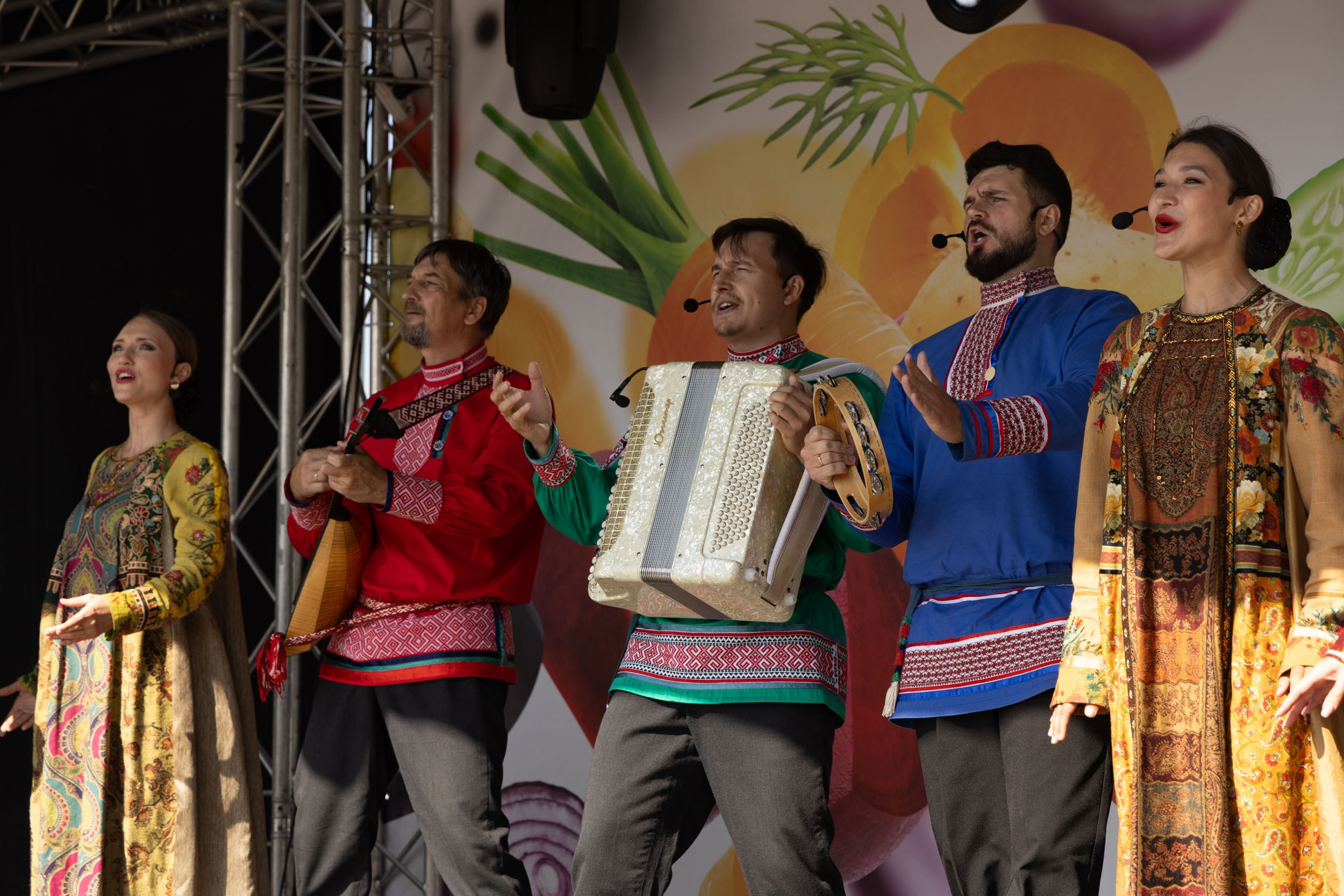 Фоторепортаж с фермерского фестиваля «СВОЁ»