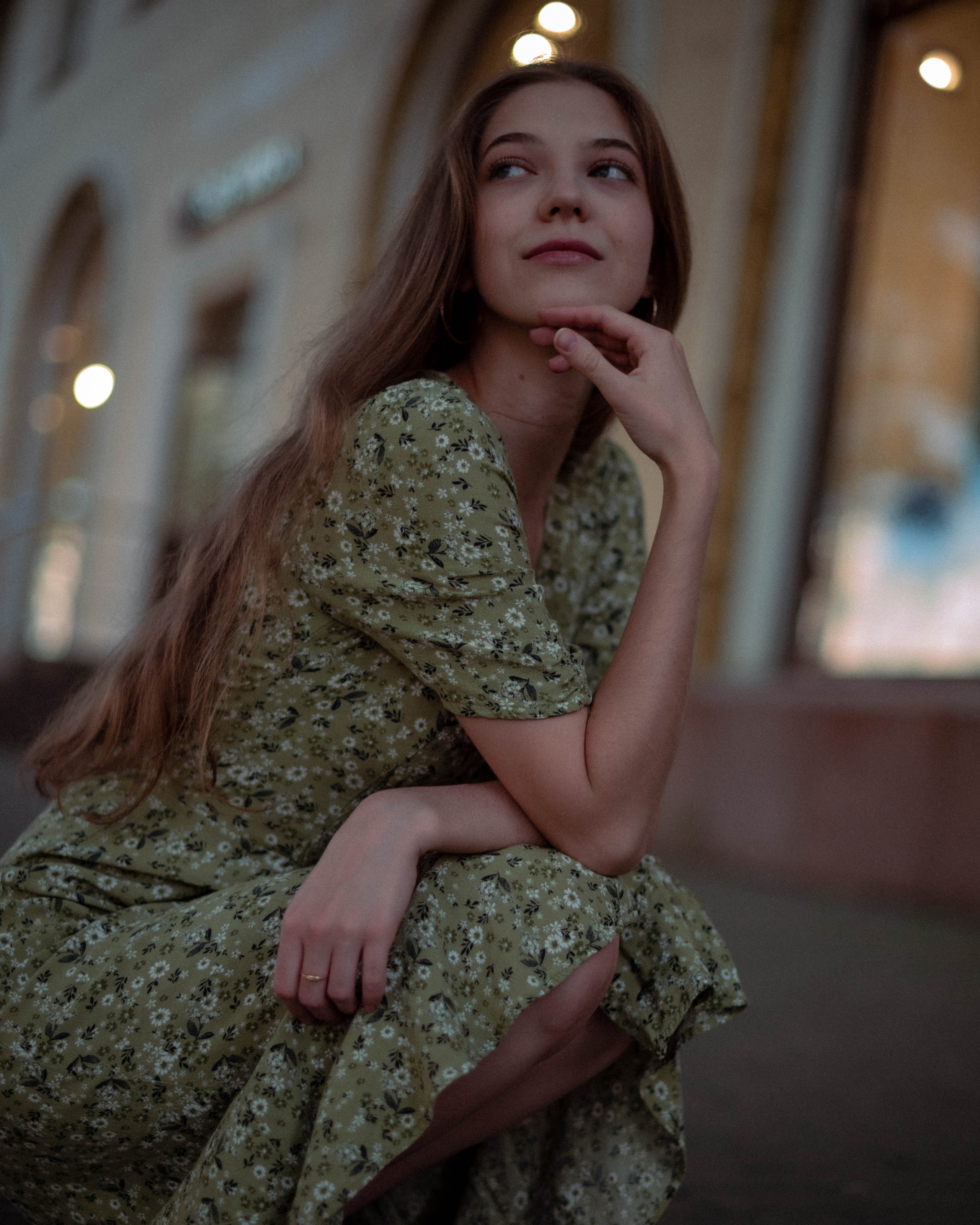 Ася. Женский фотограф. Создатель украшений ручной работы. Модель