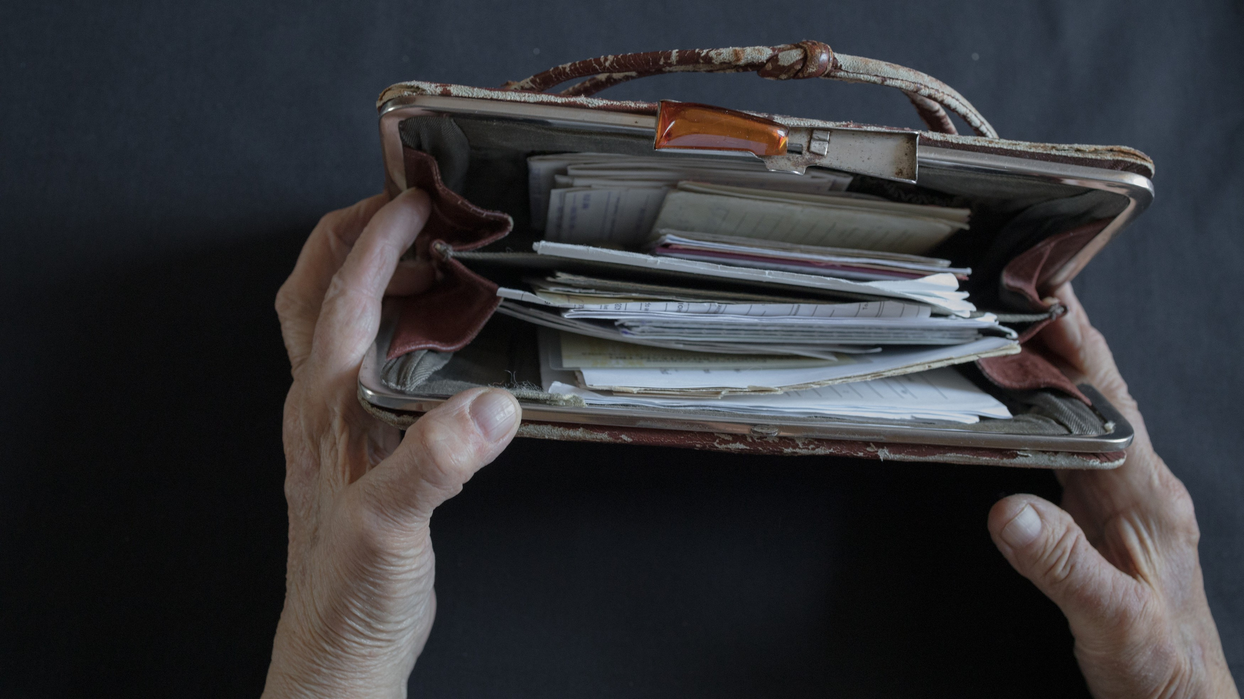 Приговоренные. Sasha Ivanov — Documentary photographer