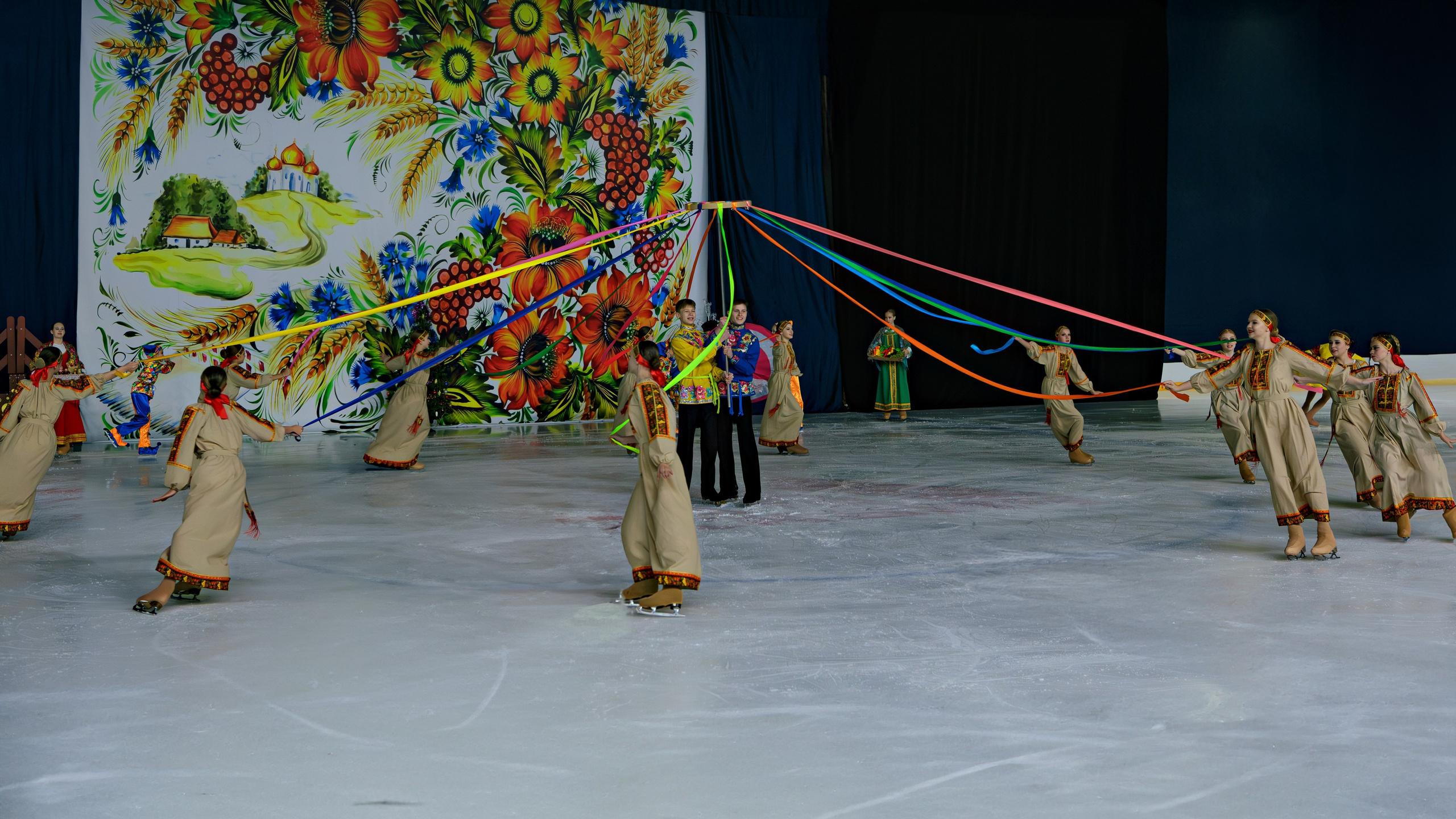 Детский театр на льду «АЛЕКО». Выпускные альбомы и школьный фотограф в Подольске, Троицке, Щербинке, Москве и Московской области