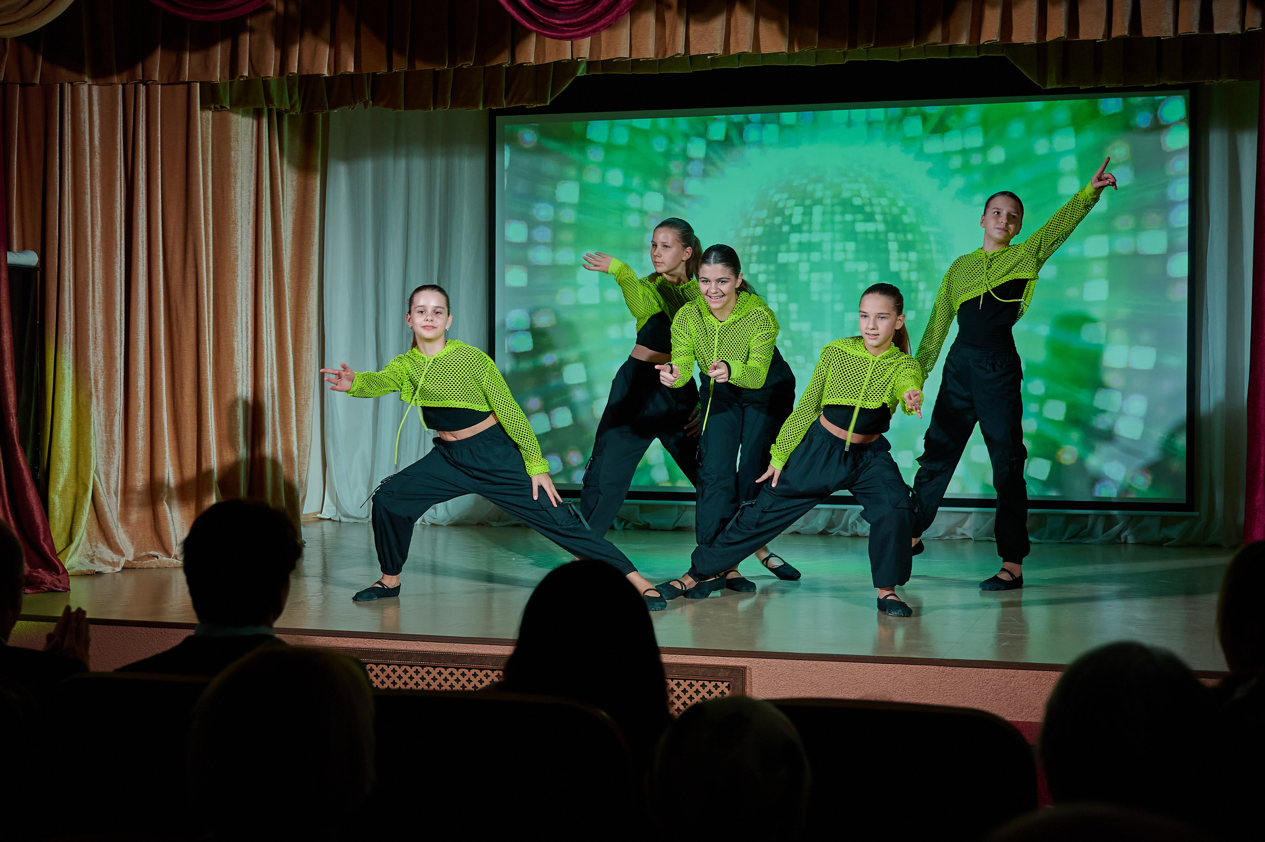 День матери ДК Виноградный. Жизнь курорта Кабардинка в фотографиях