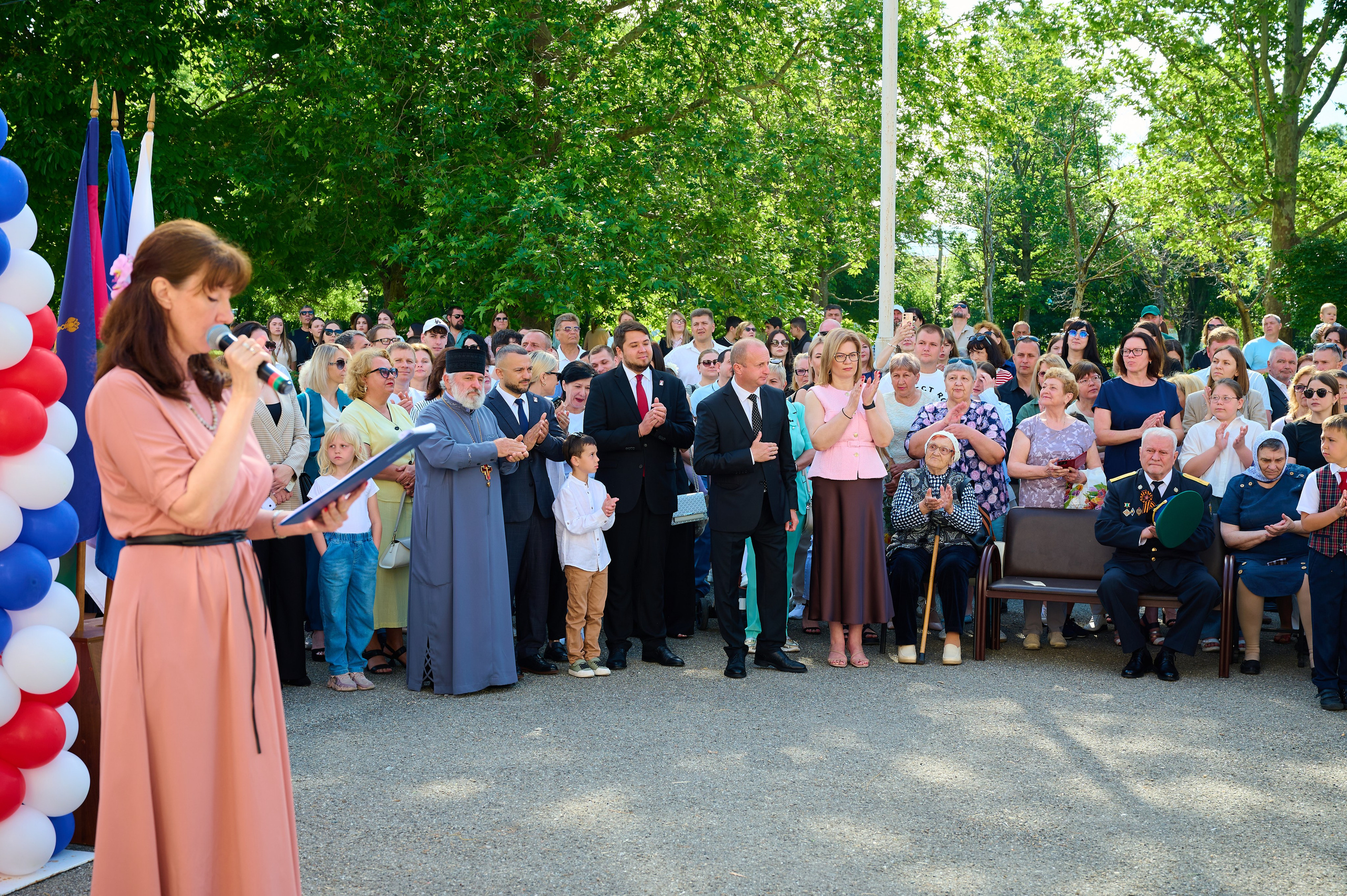 Последний звонок 2025. Жизнь курорта Кабардинка в фотографиях