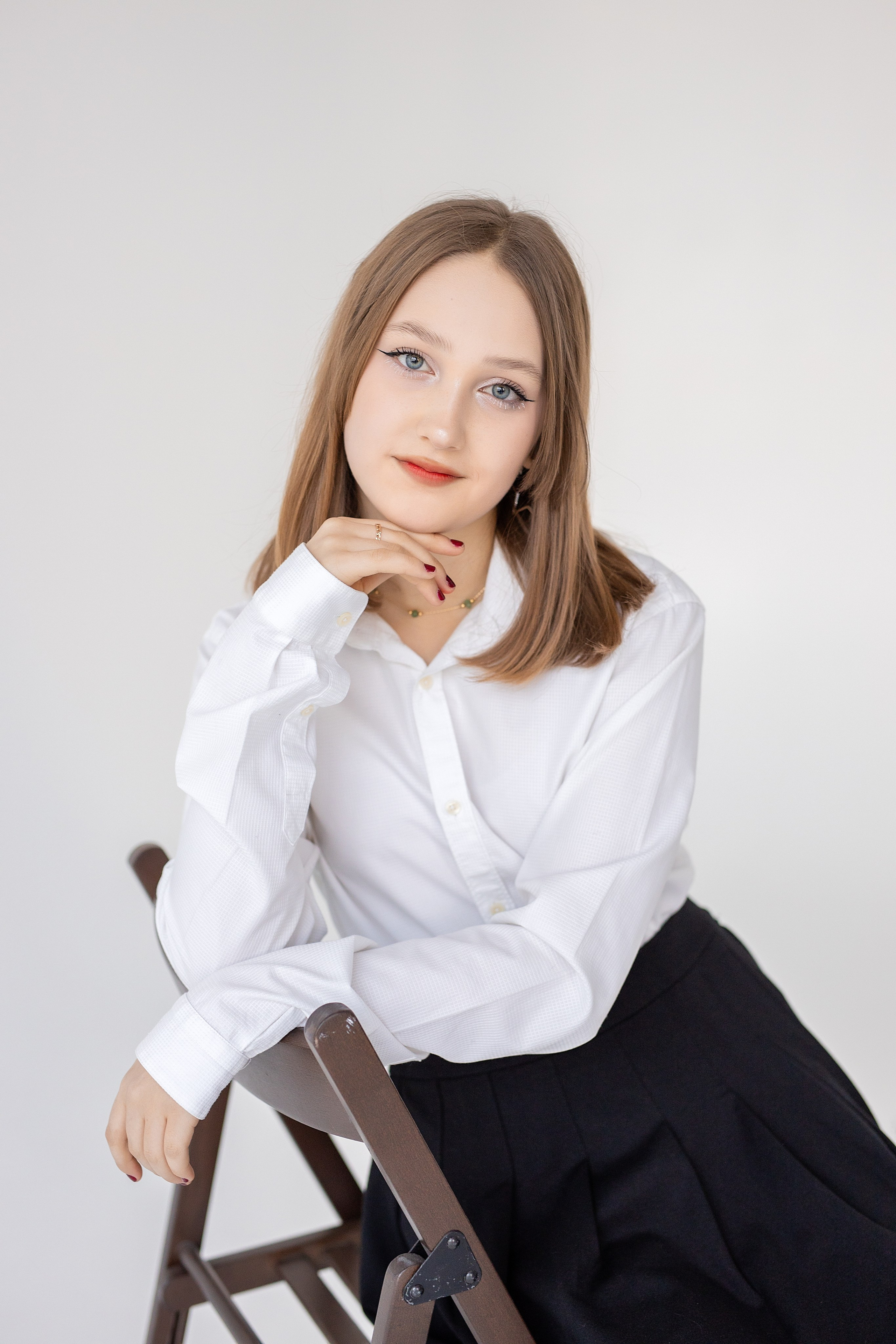 67 школа, 9б класс. Стильный выпускной альбом Владивосток фотограф Вероника Мигачева