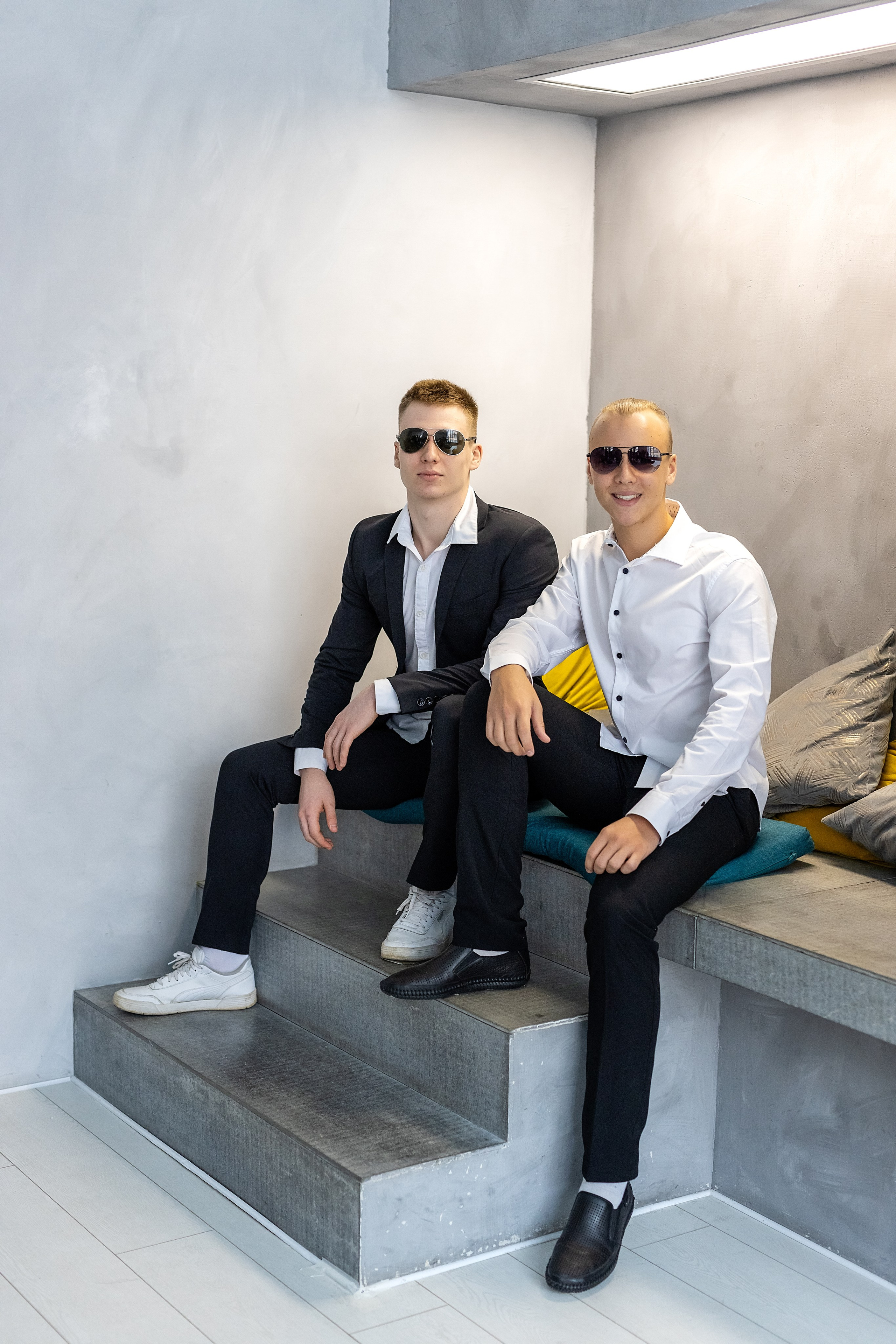 Выпускной альбом Владивосток 11 класс. Стильный выпускной альбом Владивосток фотограф Вероника Мигачева