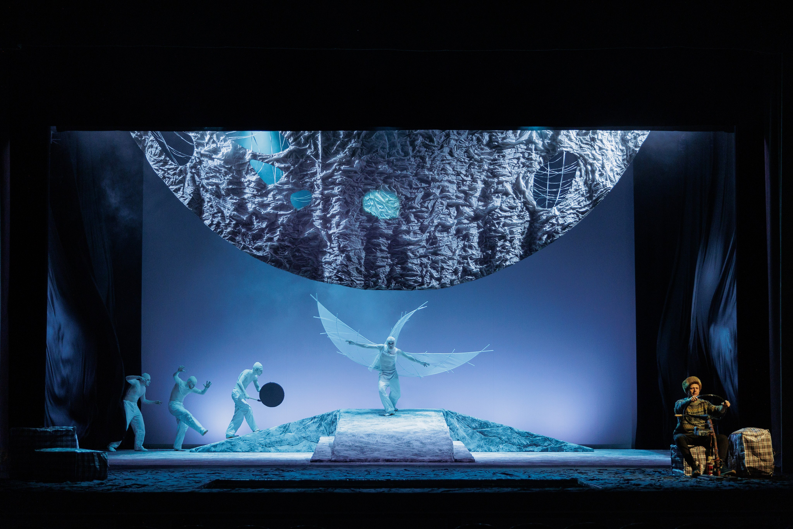 Мягкие декорации для сцены: искусство создания атмосферы. История занавеса. Превращаем идею в технологию