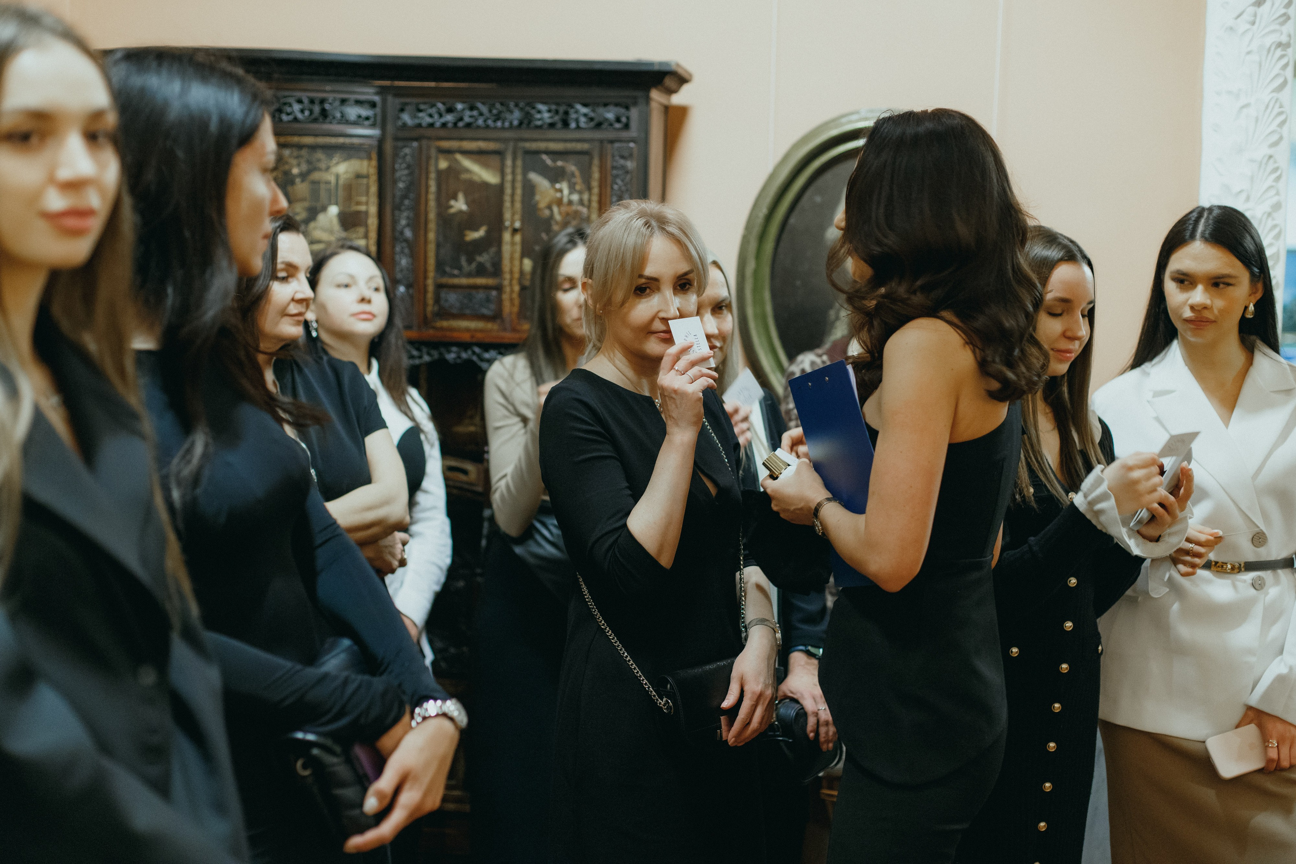 VITRINA BEAUTY — НОТЫ. МУЗЫКАЛЬНЫЙ ВЕЧЕР. СВОИ. ФОТООТЧЕТЫ-СОБЫТИЯ-МЕСТА