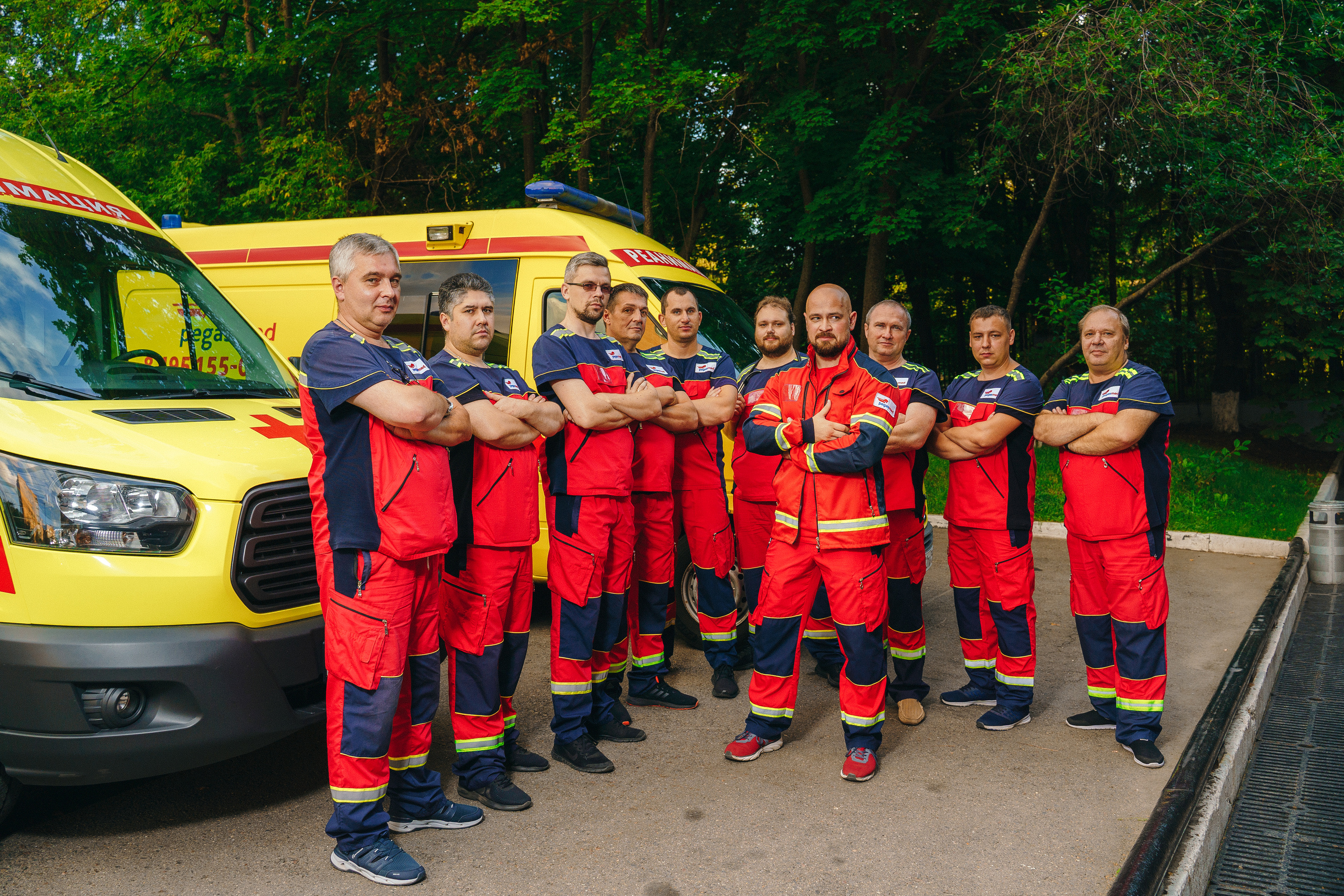 Фотосессия для скорой помощи, бизнес фотосессия для медицины